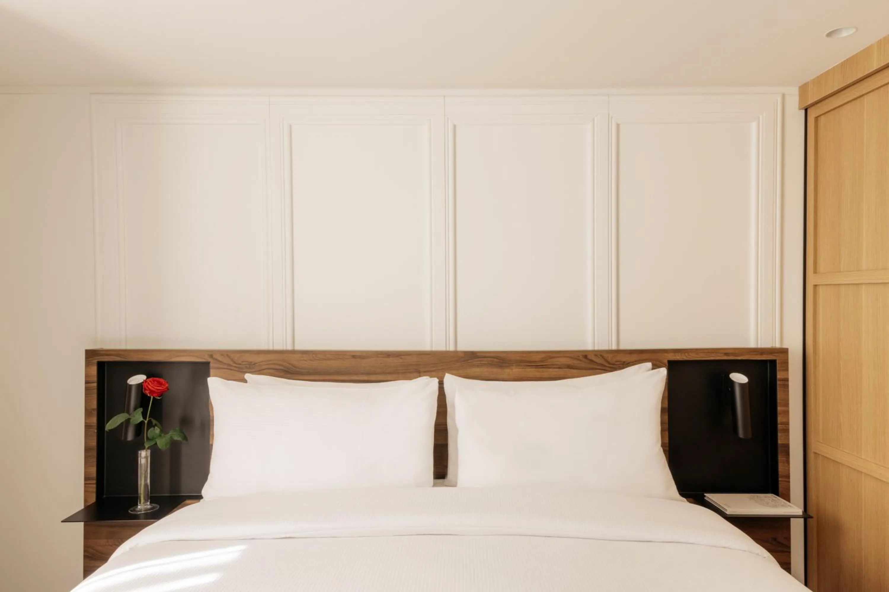 Bed in The Caesar Hotel