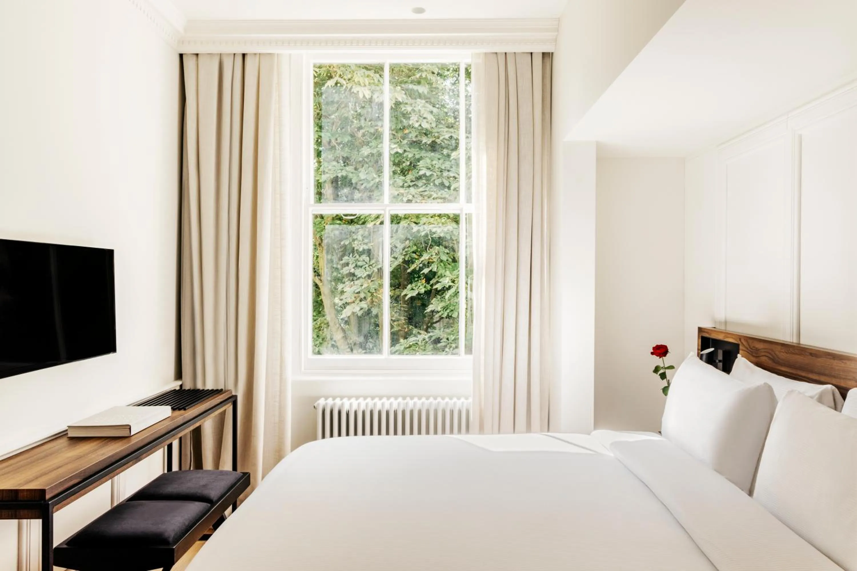 Bed in The Caesar Hotel