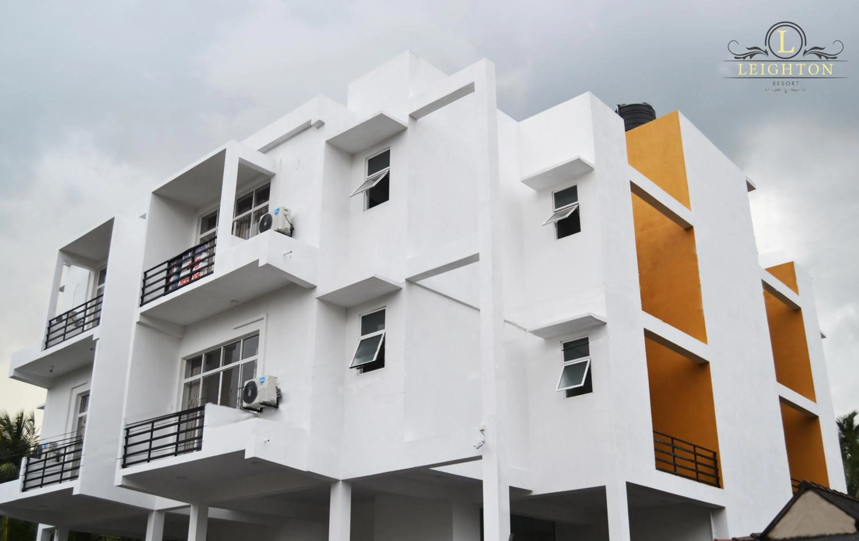 Property building in Leighton Resort