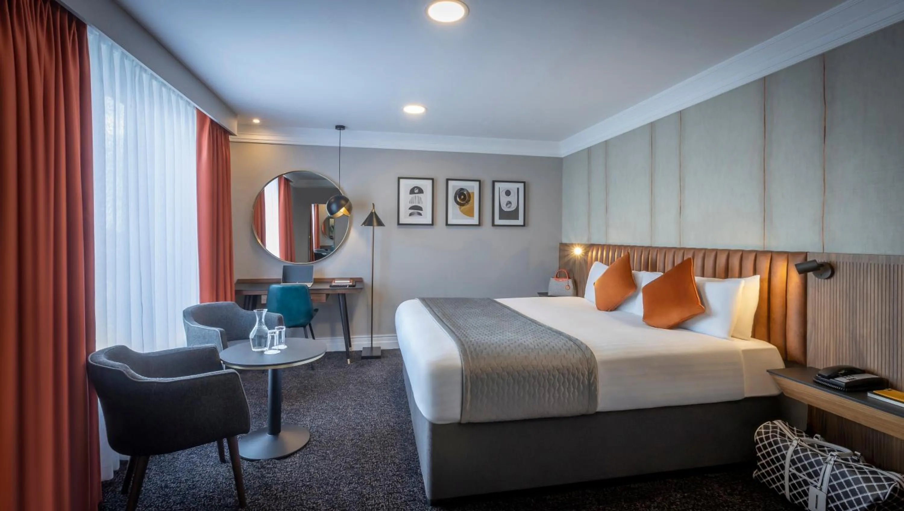 Photo of the whole room, Bed in Talbot Hotel Stillorgan