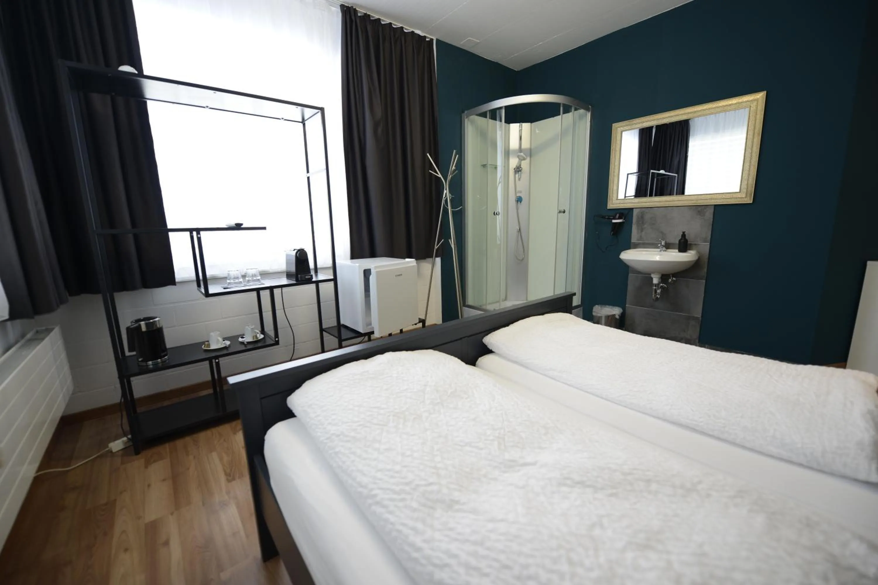 Photo of the whole room, Bed in Berger Zentrum