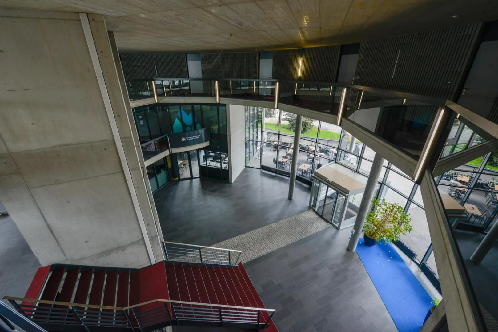 Property building in Berger Zentrum