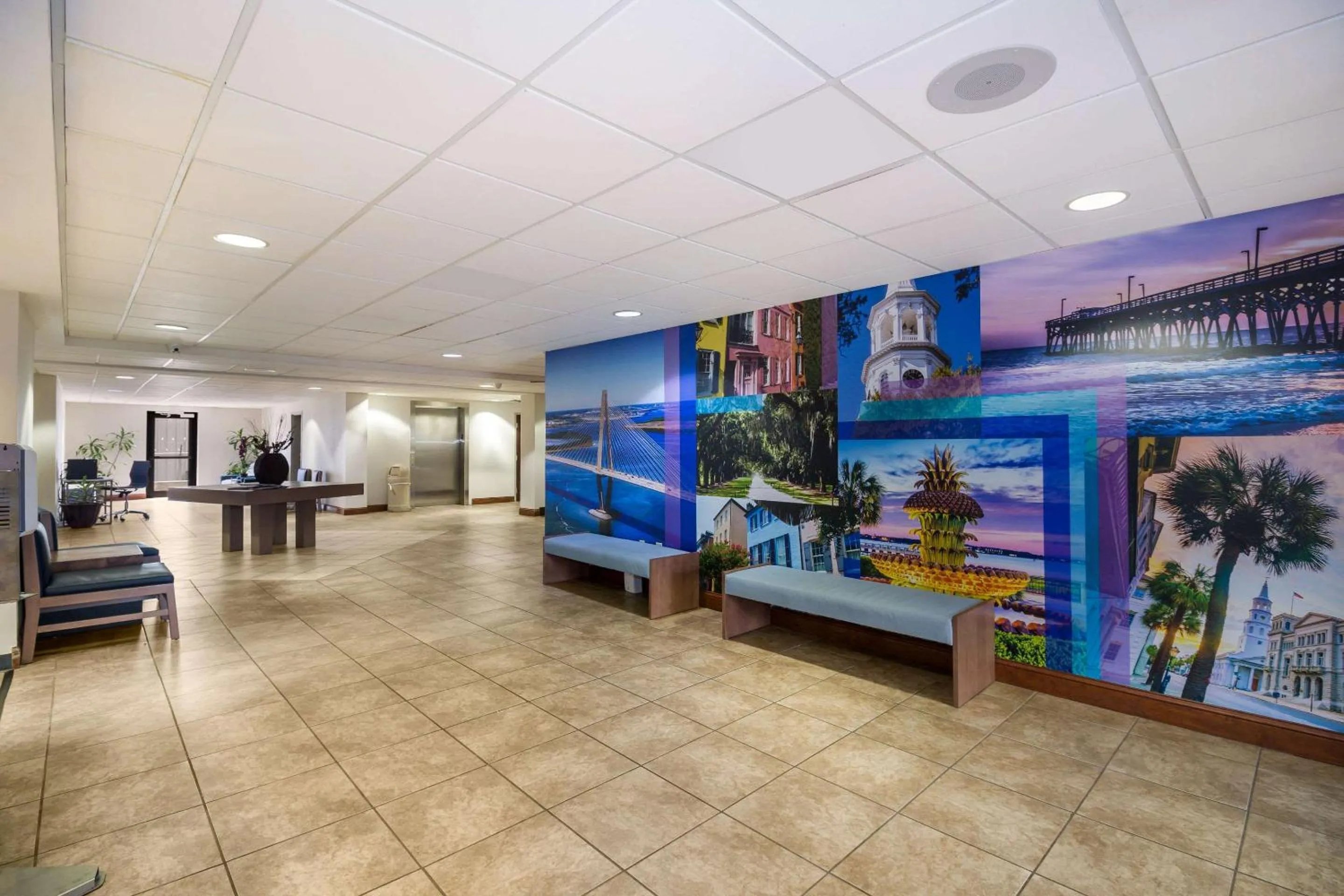 Lobby or reception in Clarion Pointe Charleston - West Ashley