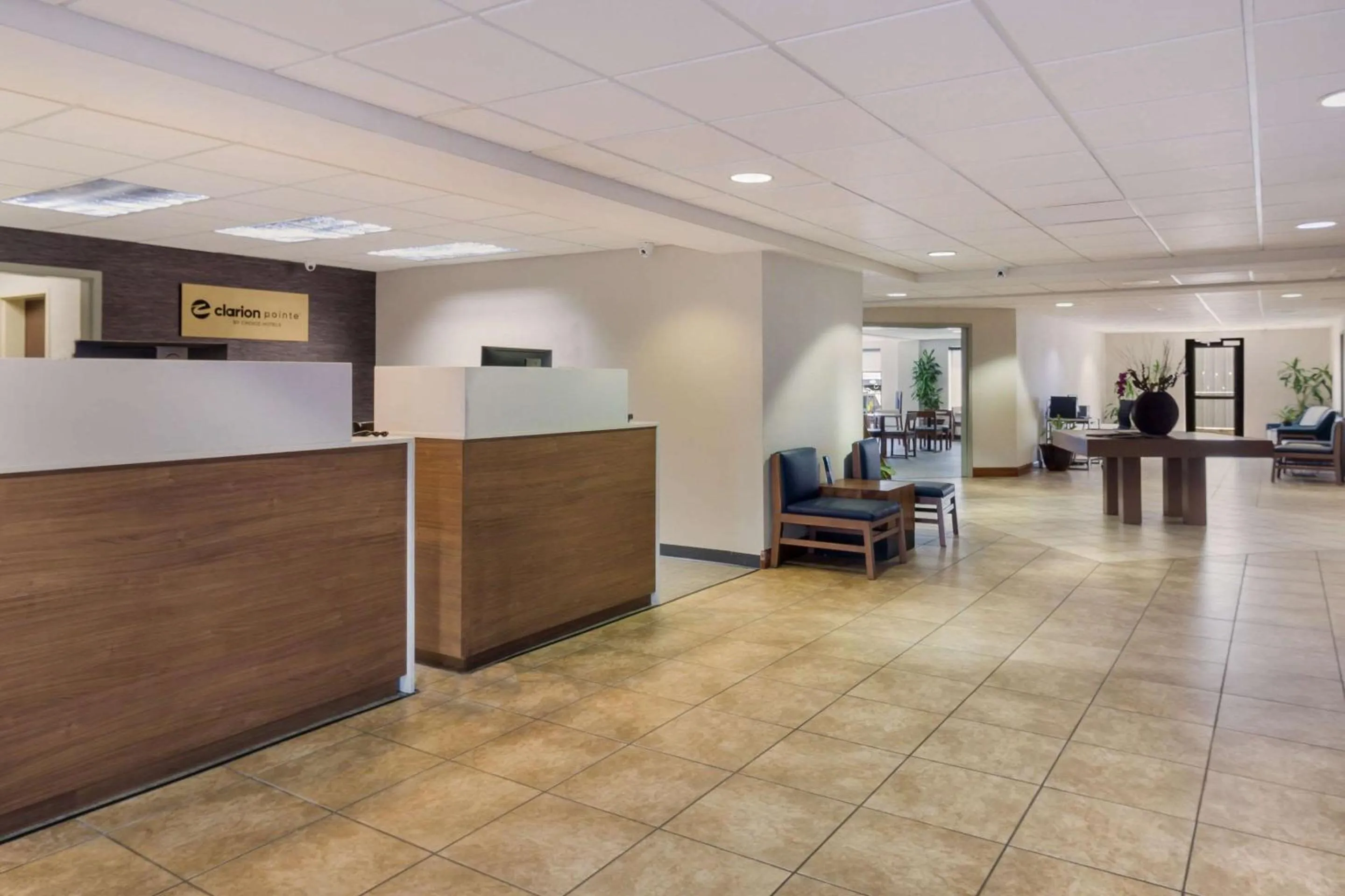 Lobby or reception in Clarion Pointe Charleston - West Ashley