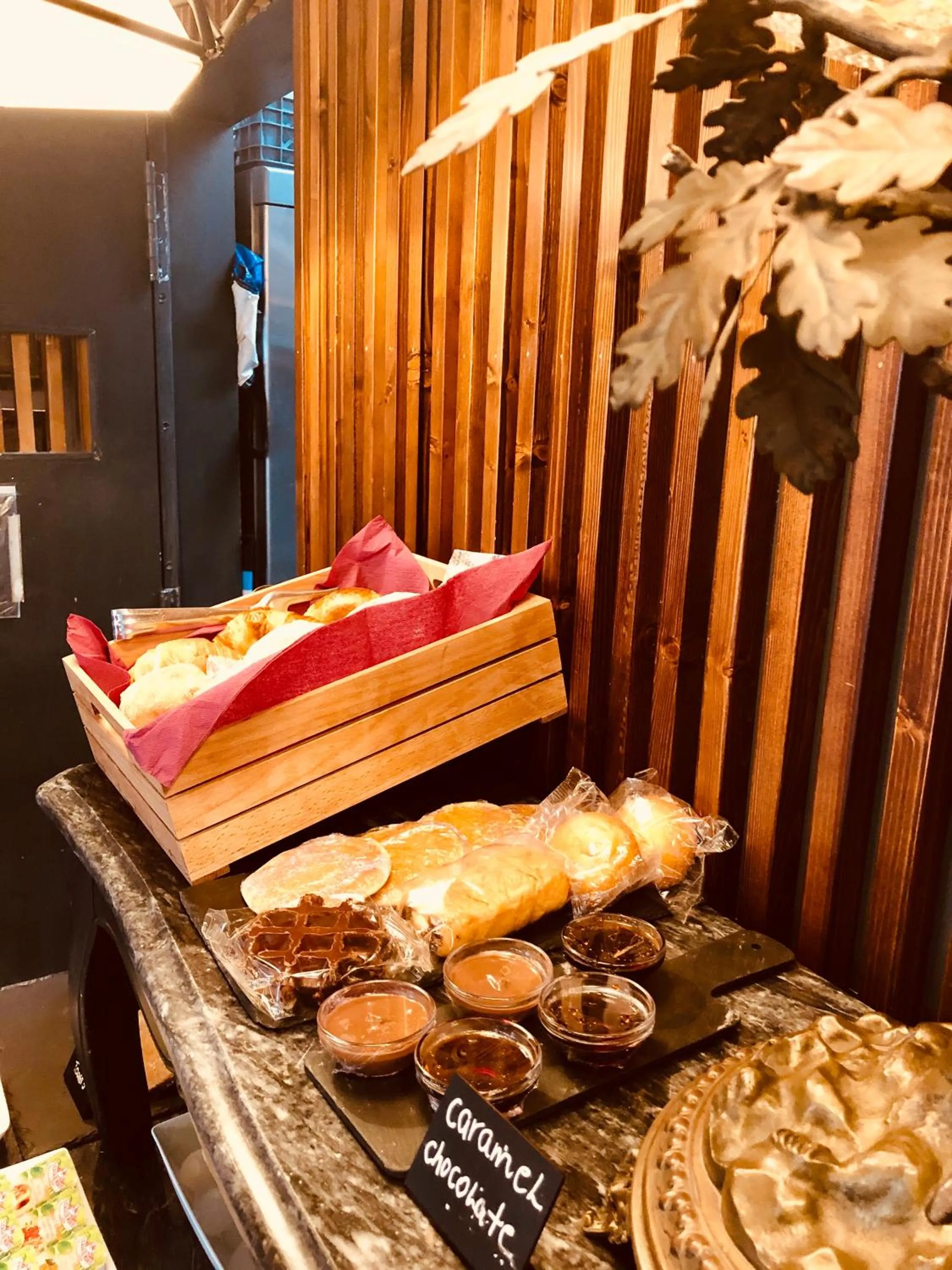 Breakfast in Dalma Old Town - Castelo