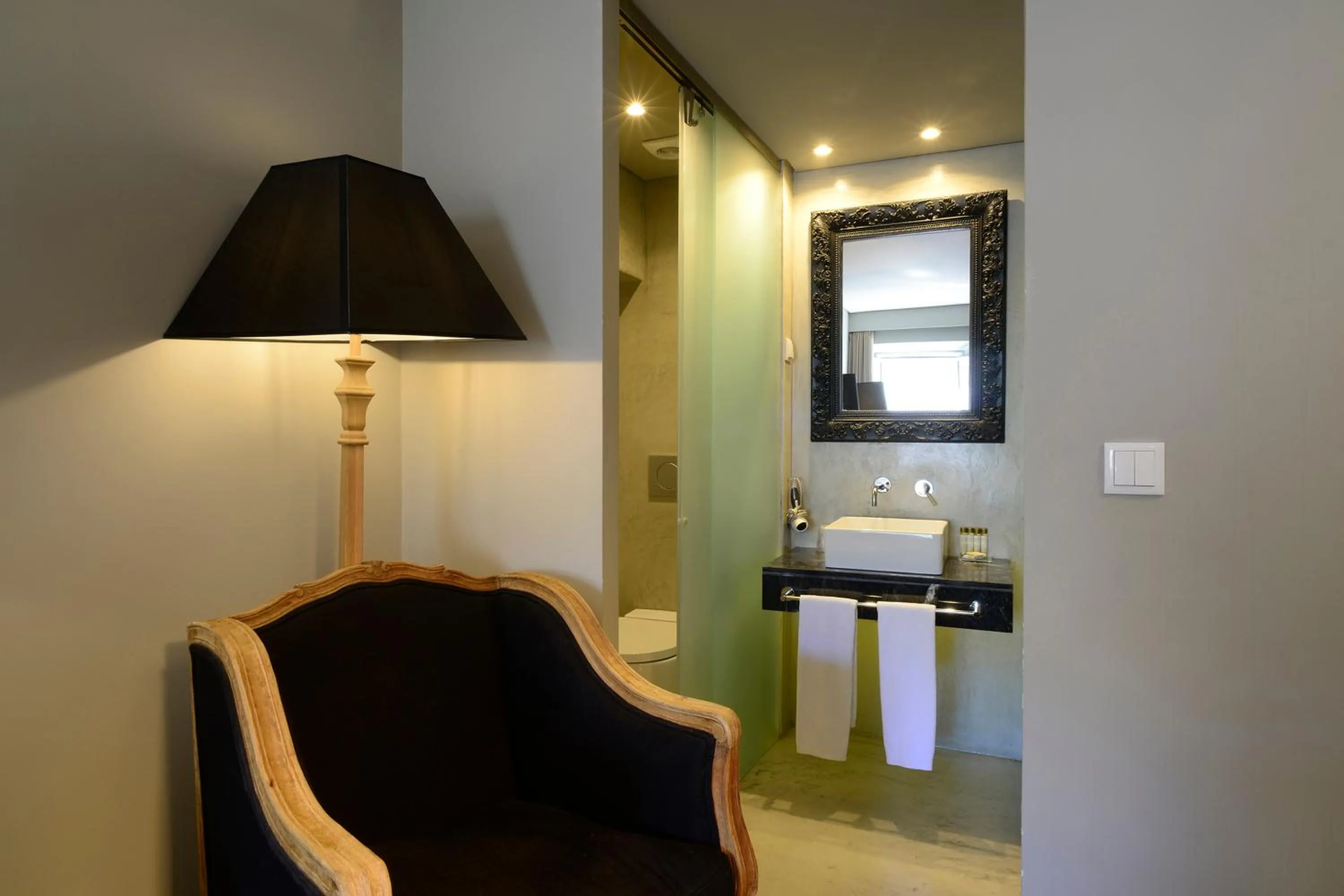 Seating area in Dalma Old Town - Castelo