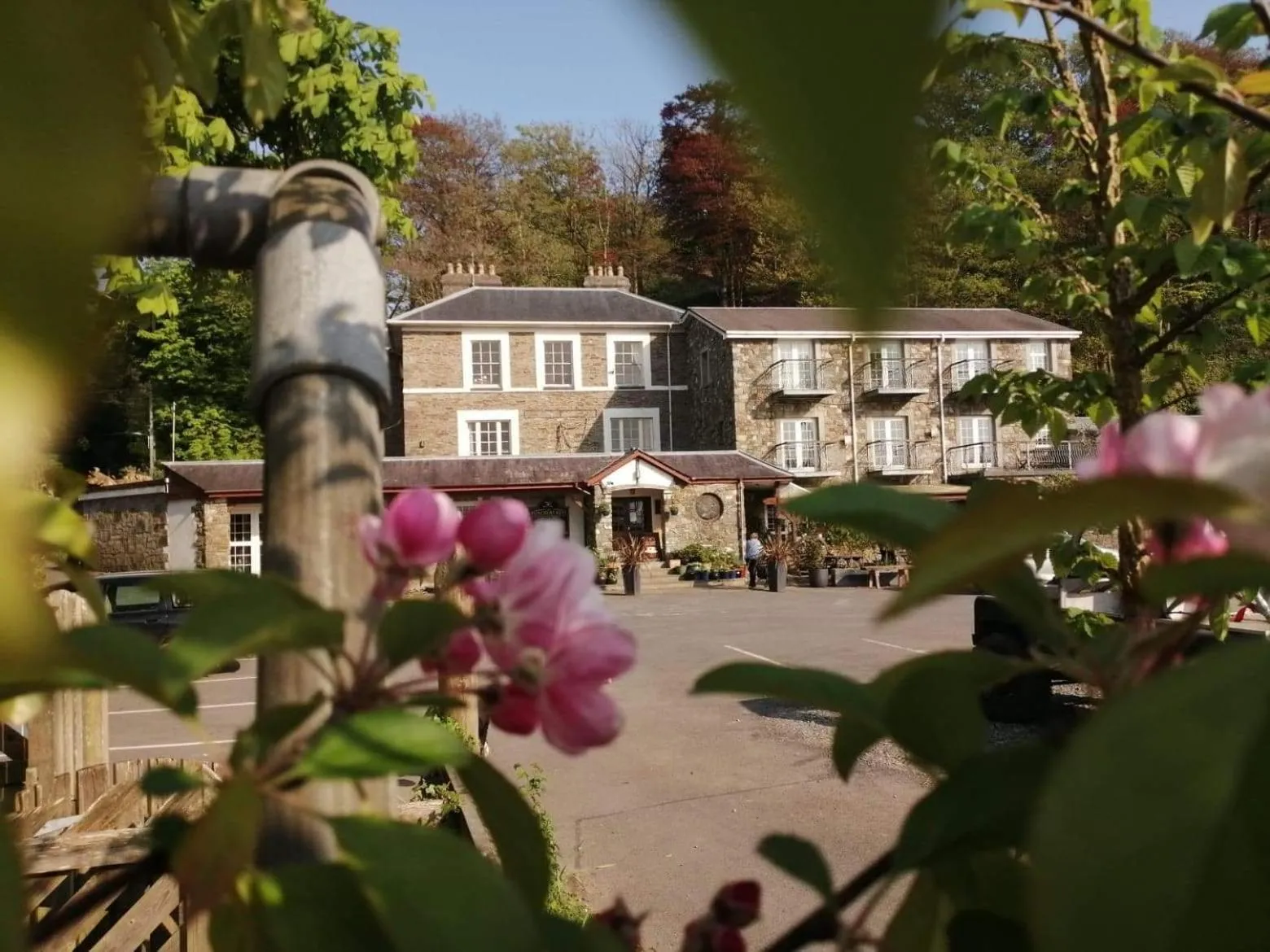 Property building in Three Rivers Hotel