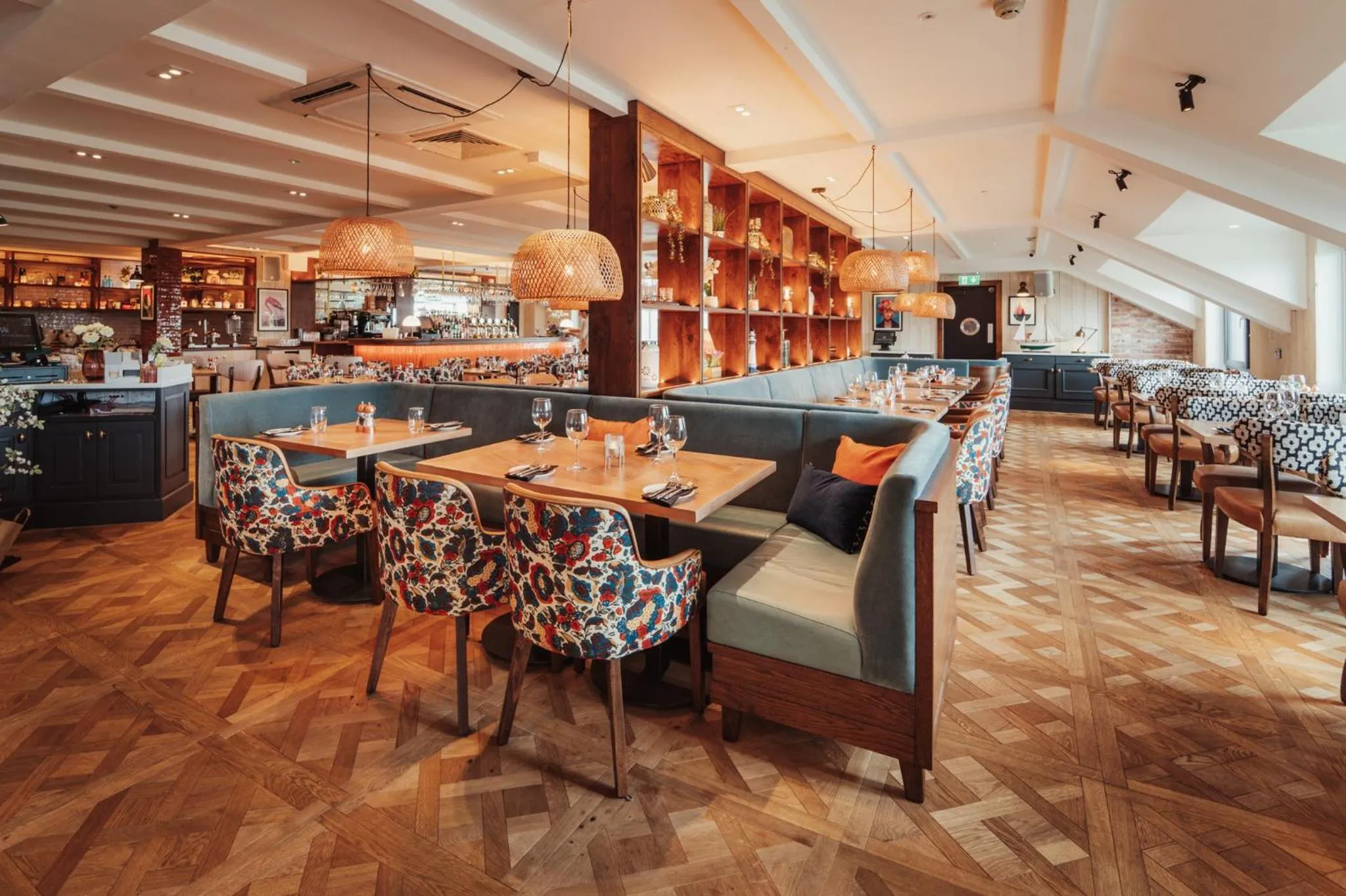 Restaurant/places to eat in Westport Coast Hotel