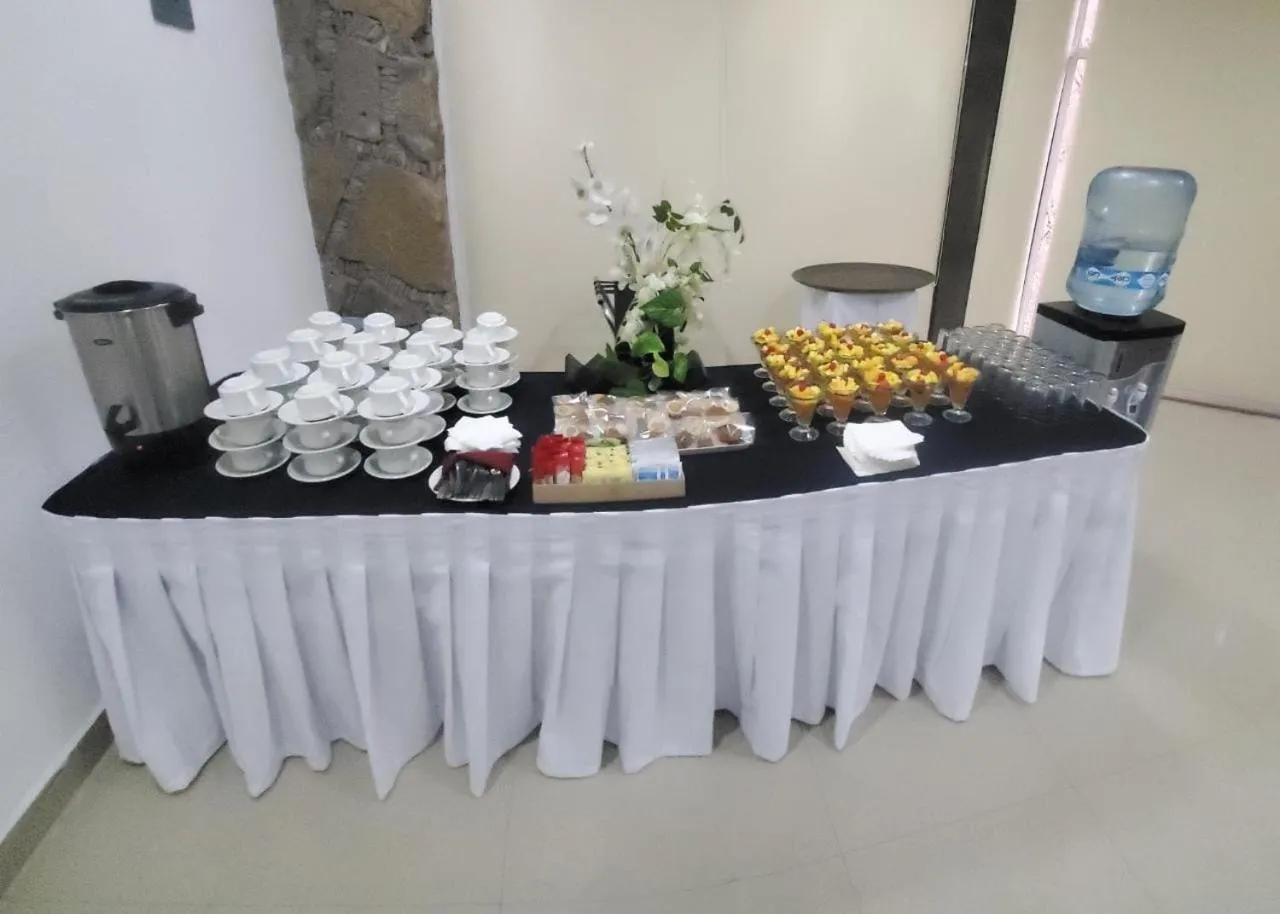 Coffee/tea facilities in Hotel Real Plaza Aguascalientes