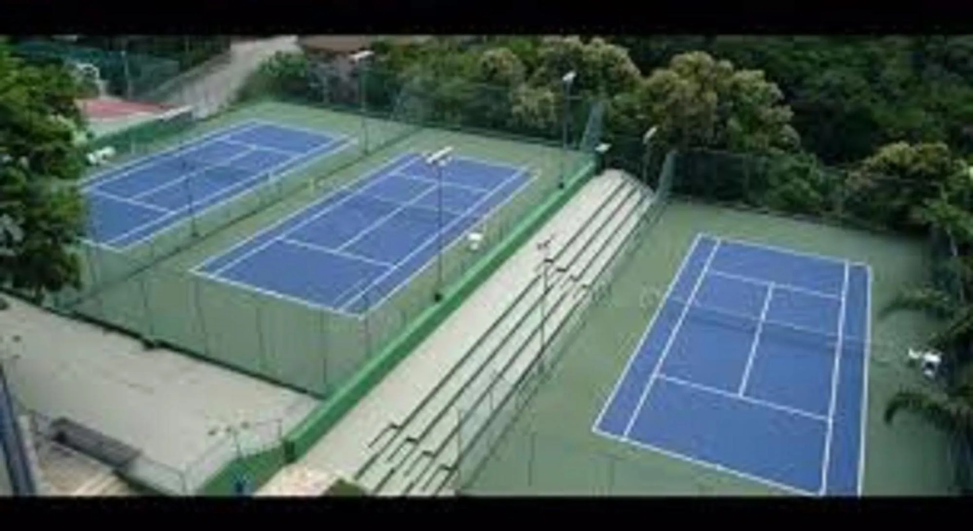 Tennis court in Porto Real Suites Mangaratiba