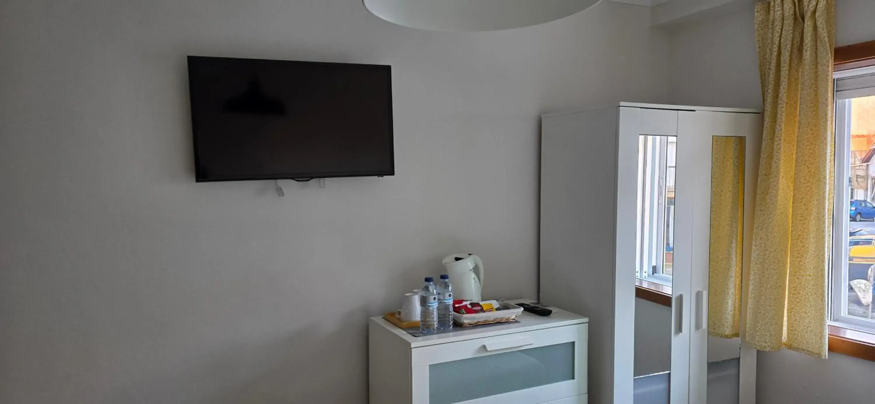 Triple Room with Garden View in Suites Foz O Porto Triple Room with Garden View in Suites Foz O Porto