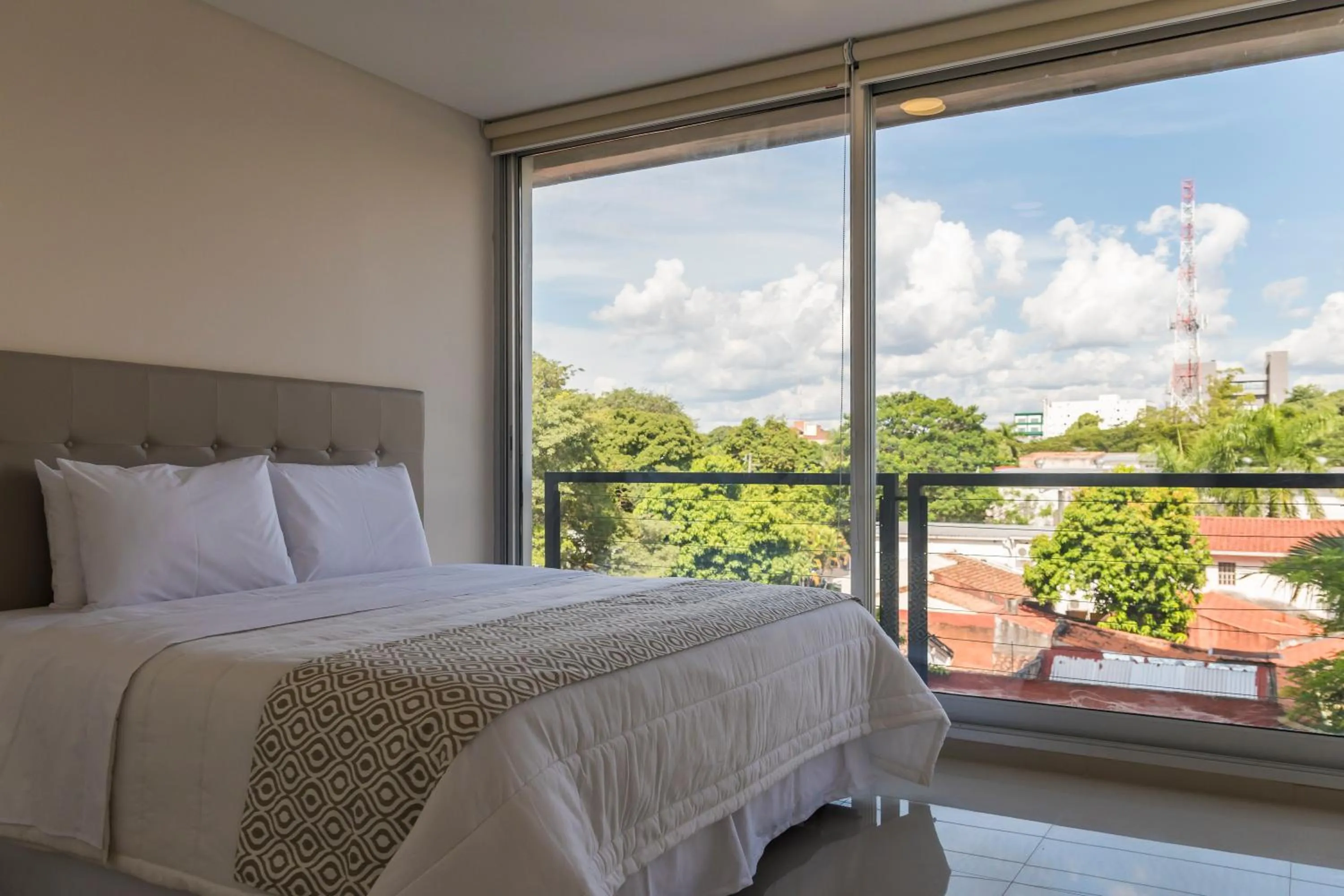 Bed in START Villa Morra Rent Apartments