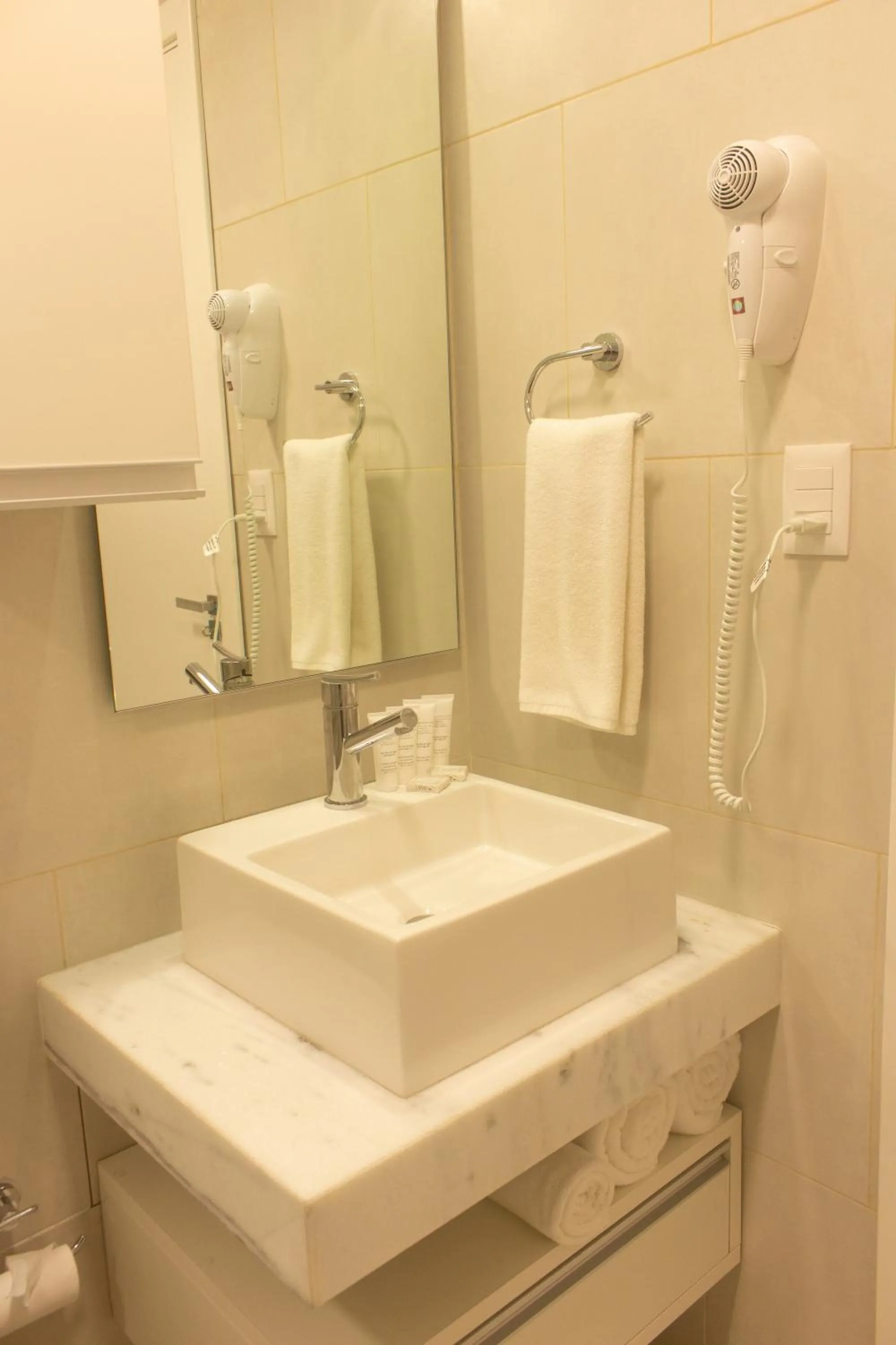 Bathroom in START Villa Morra Rent Apartments