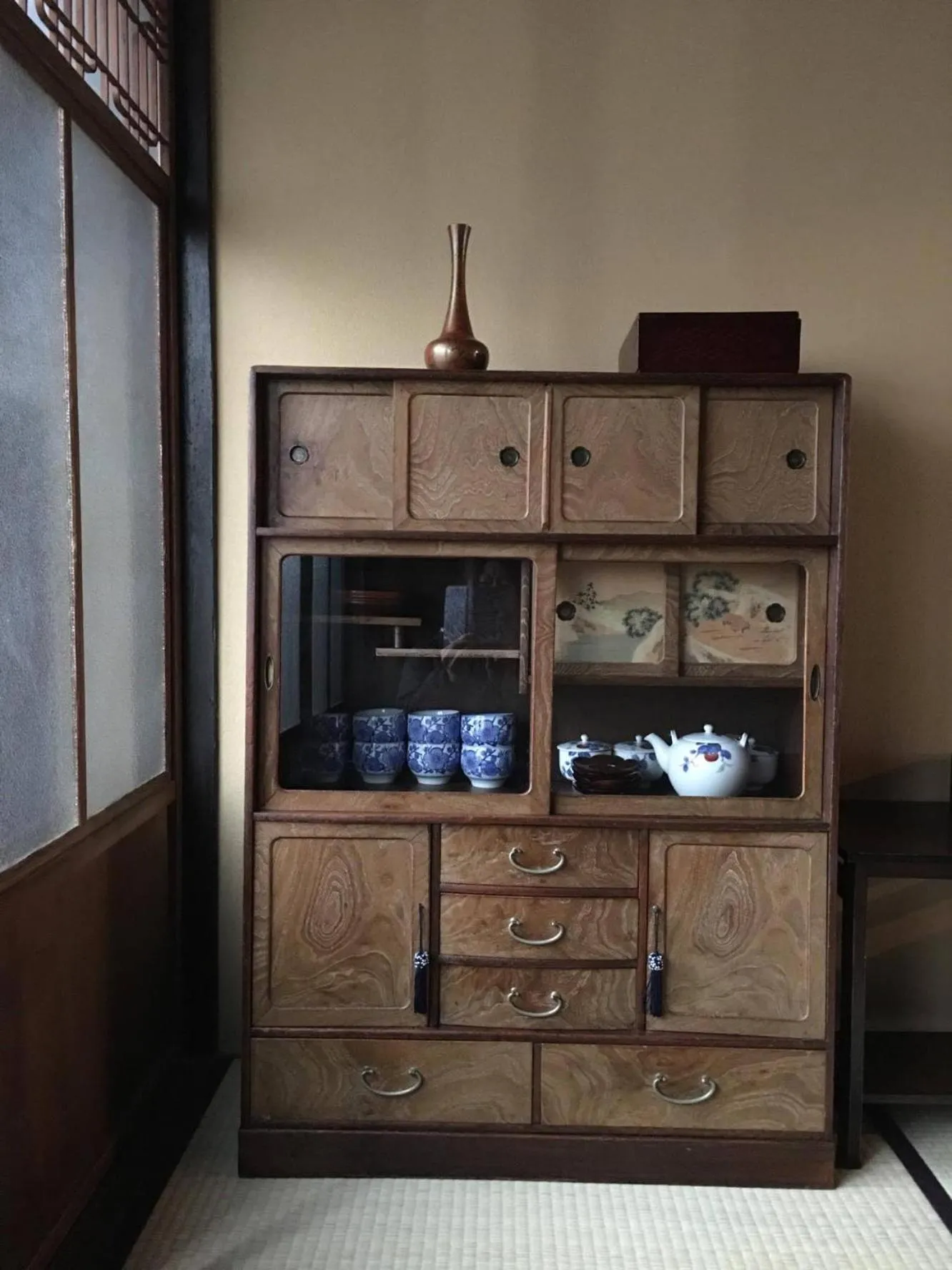 Decorative detail in Korakuan