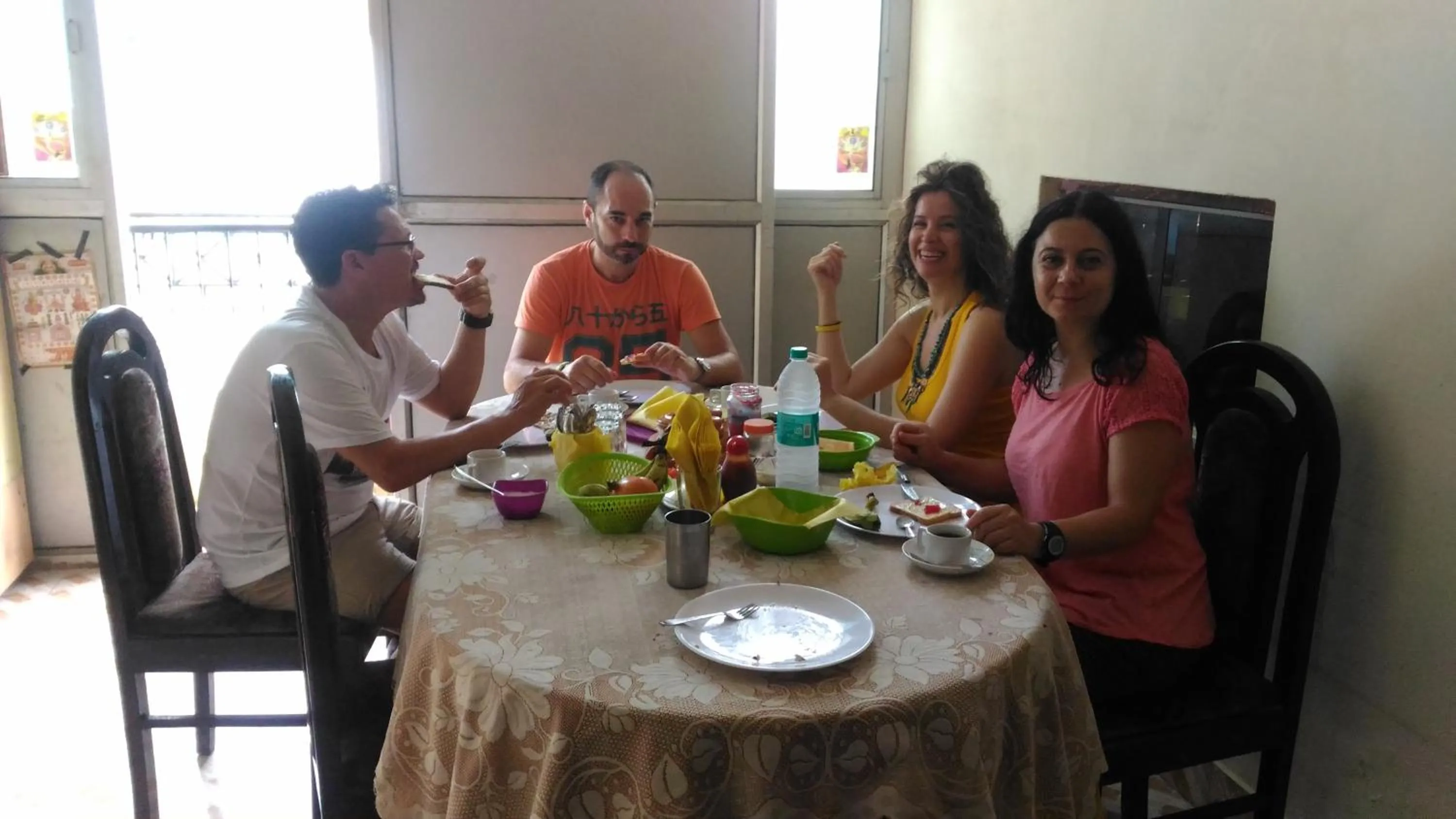 Meals in DS Residency Varanasi-Near Temple n Ghat-Parking