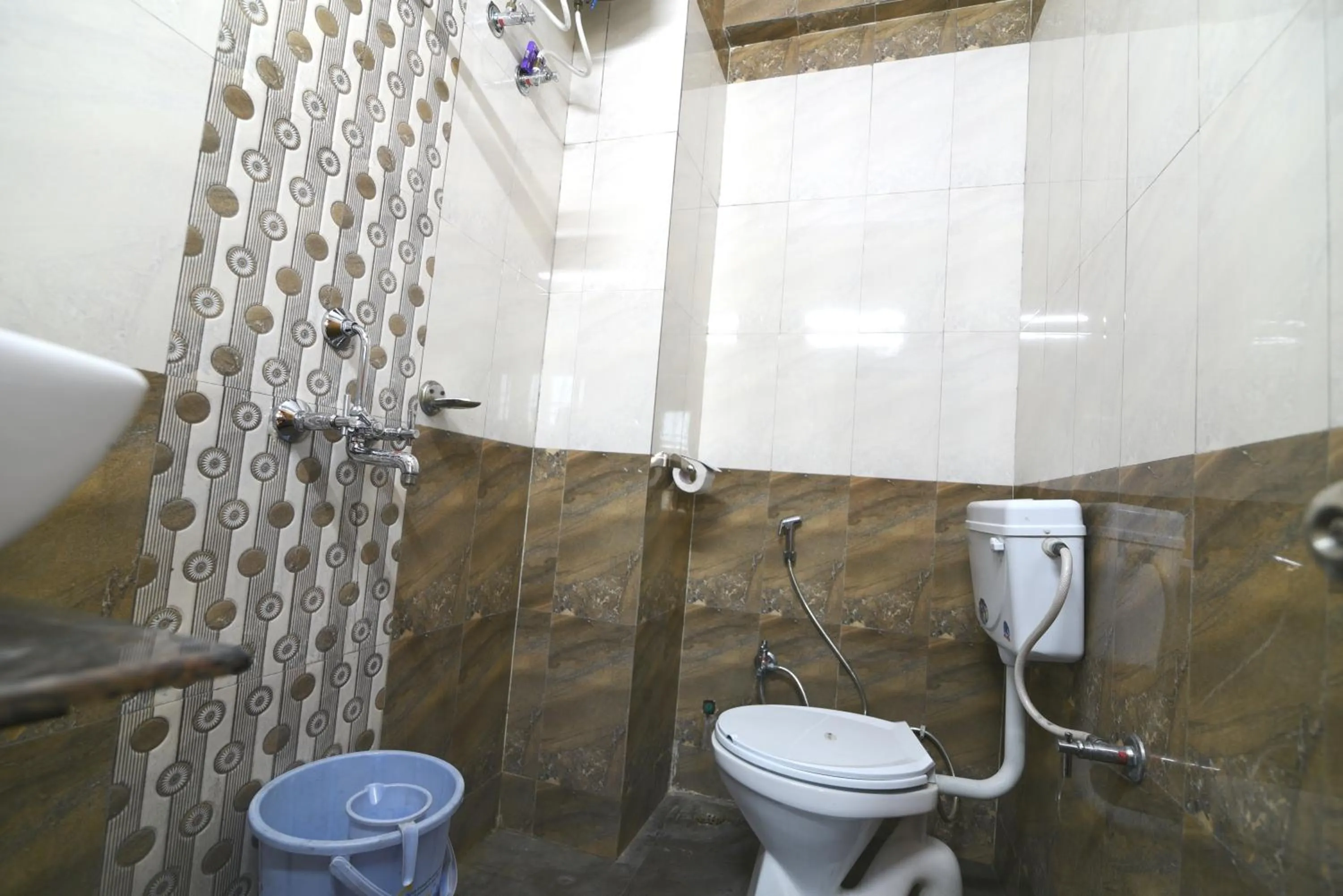 Other in DS Residency Varanasi-Near Temple n Ghat-Parking