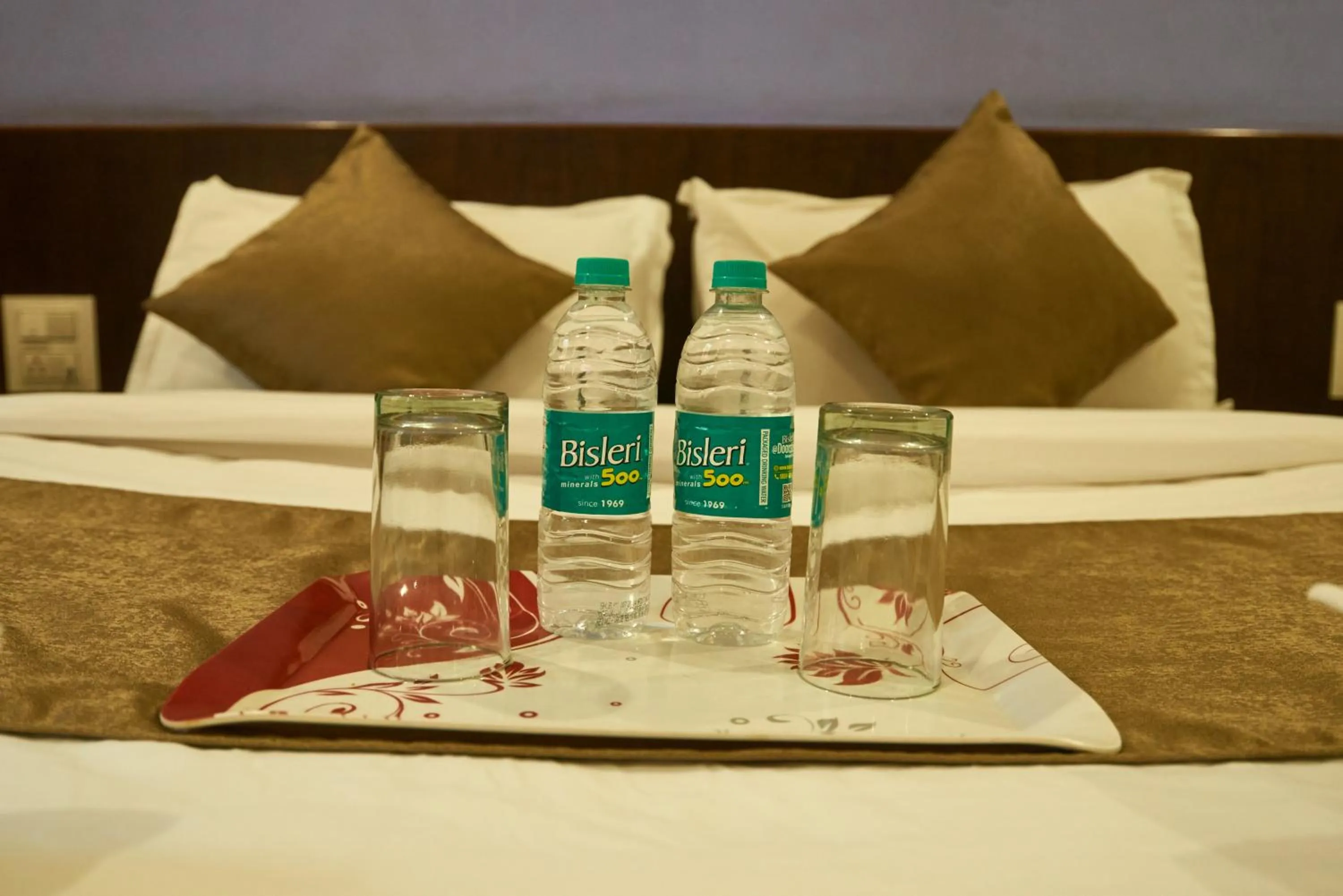 Drinks, Bed in Hotel Pride Inn Shirdi