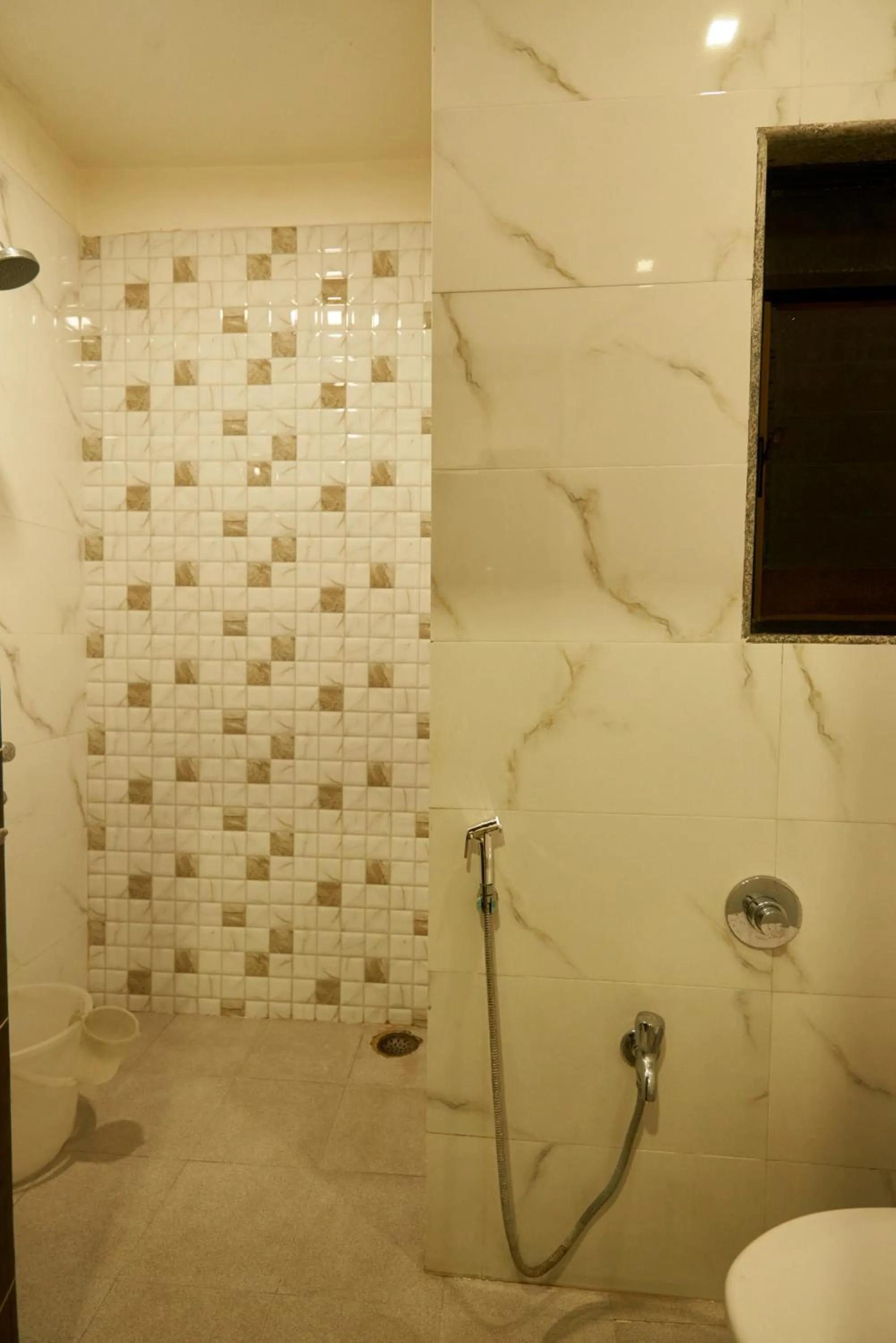 Bathroom in Hotel Pride Inn Shirdi