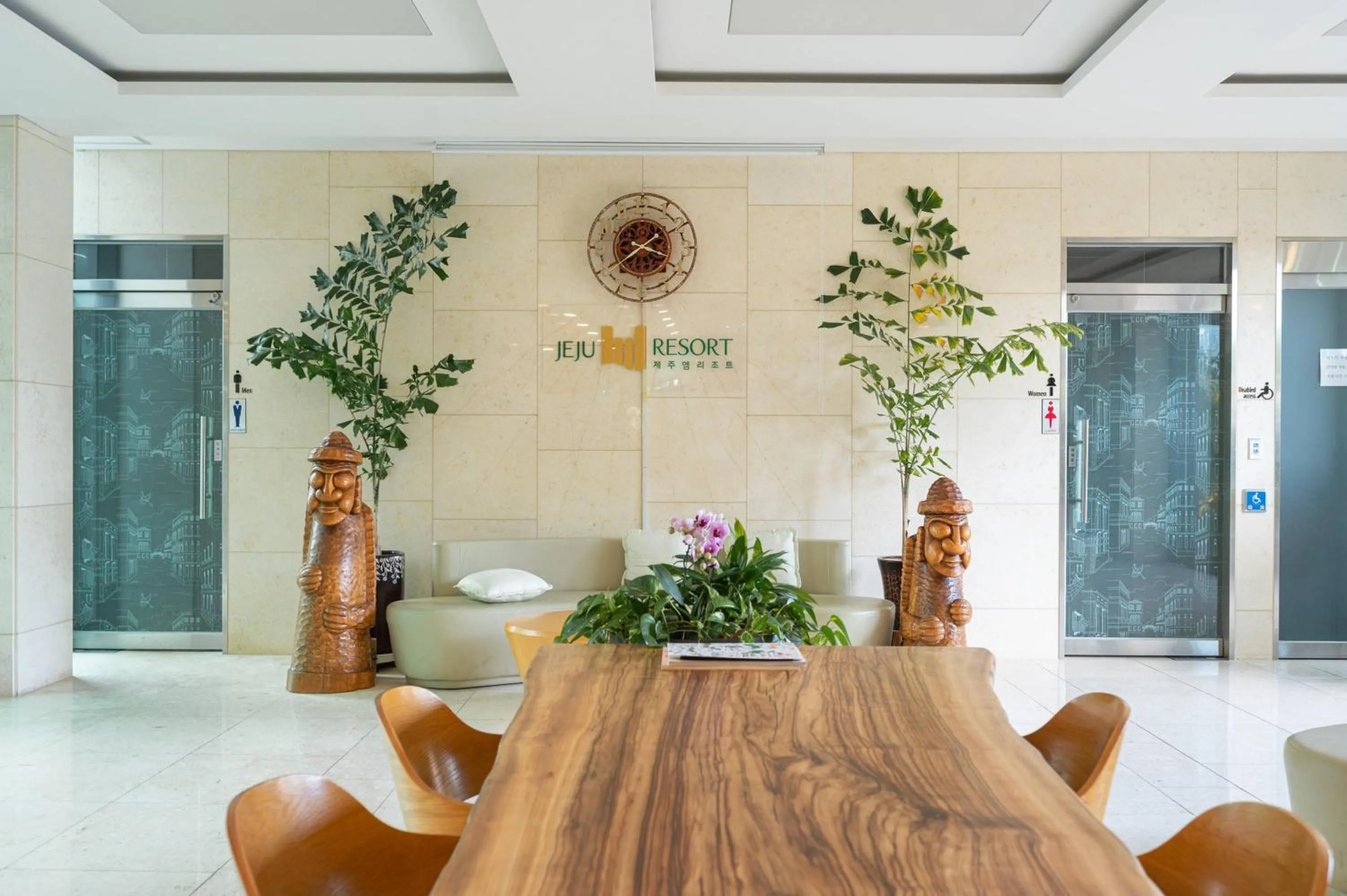 Lobby or reception in Jeju M Resort