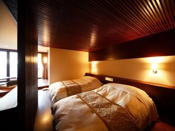 Decorative detail in Uminoyasuragi Hotel Ryugu