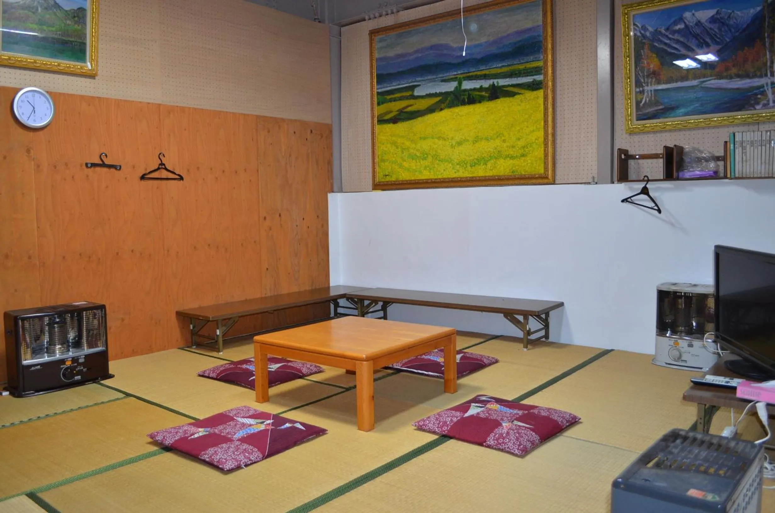 Photo of the whole room in Guesthouse Tomoshibi