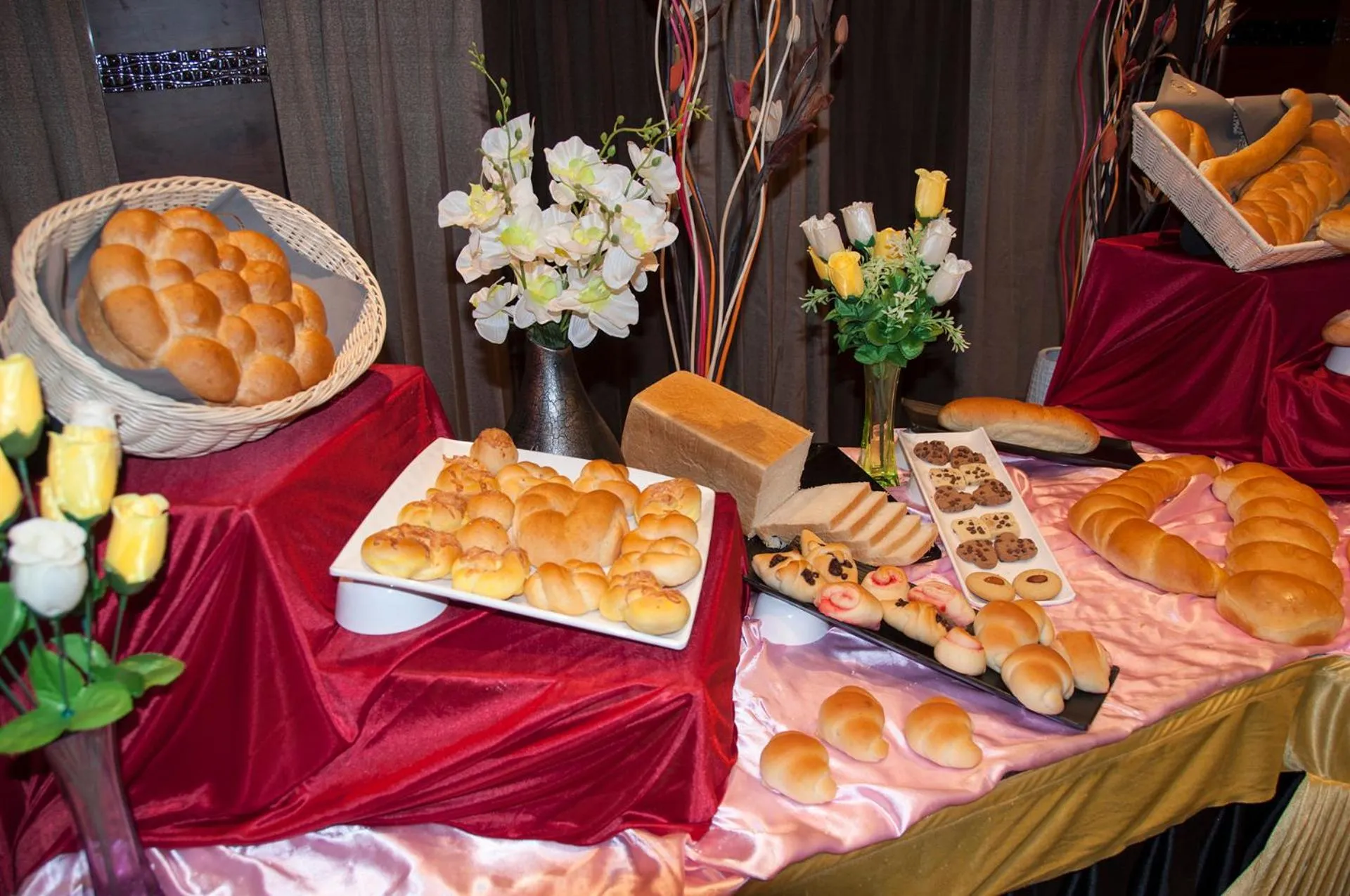 Food and drinks in Prominent Corporate Residency