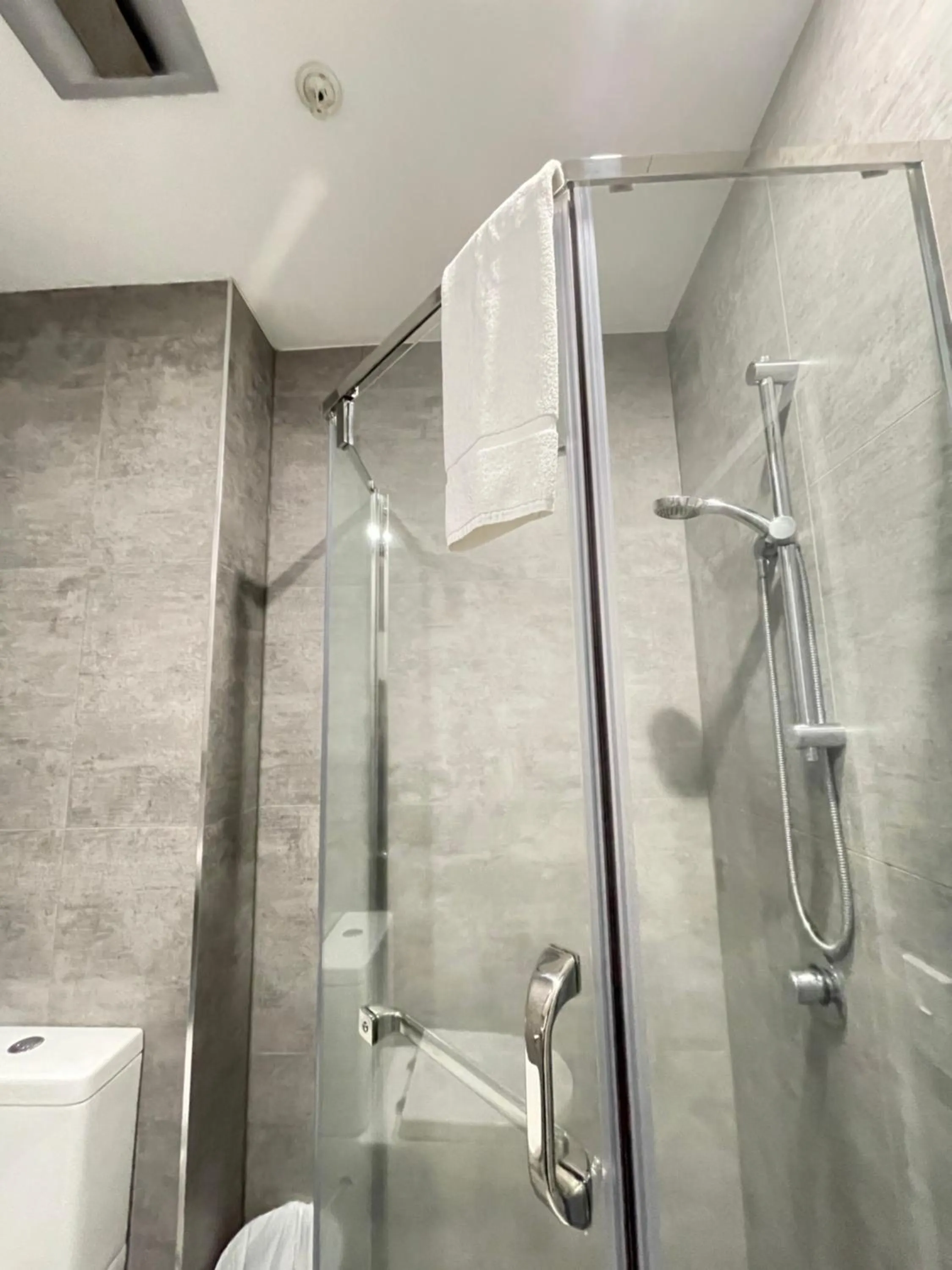 Shower in Grand Central Serviced Apartments