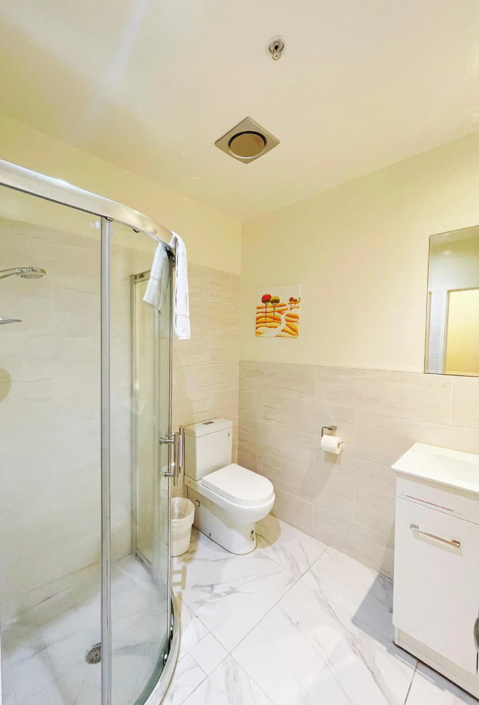 Shower in Grand Central Serviced Apartments