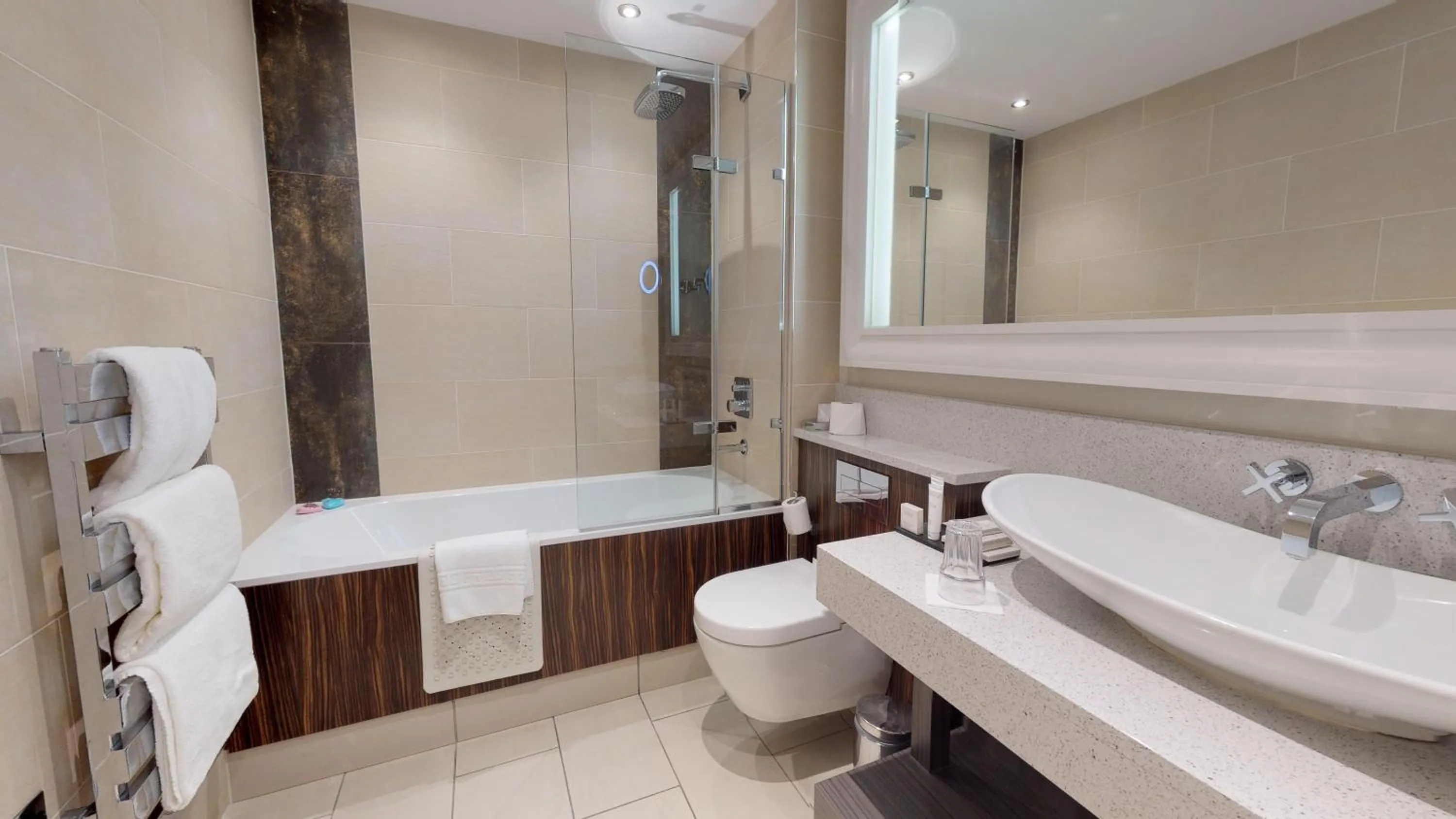 Bathroom in Grosvenor Pulford Hotel & Spa
