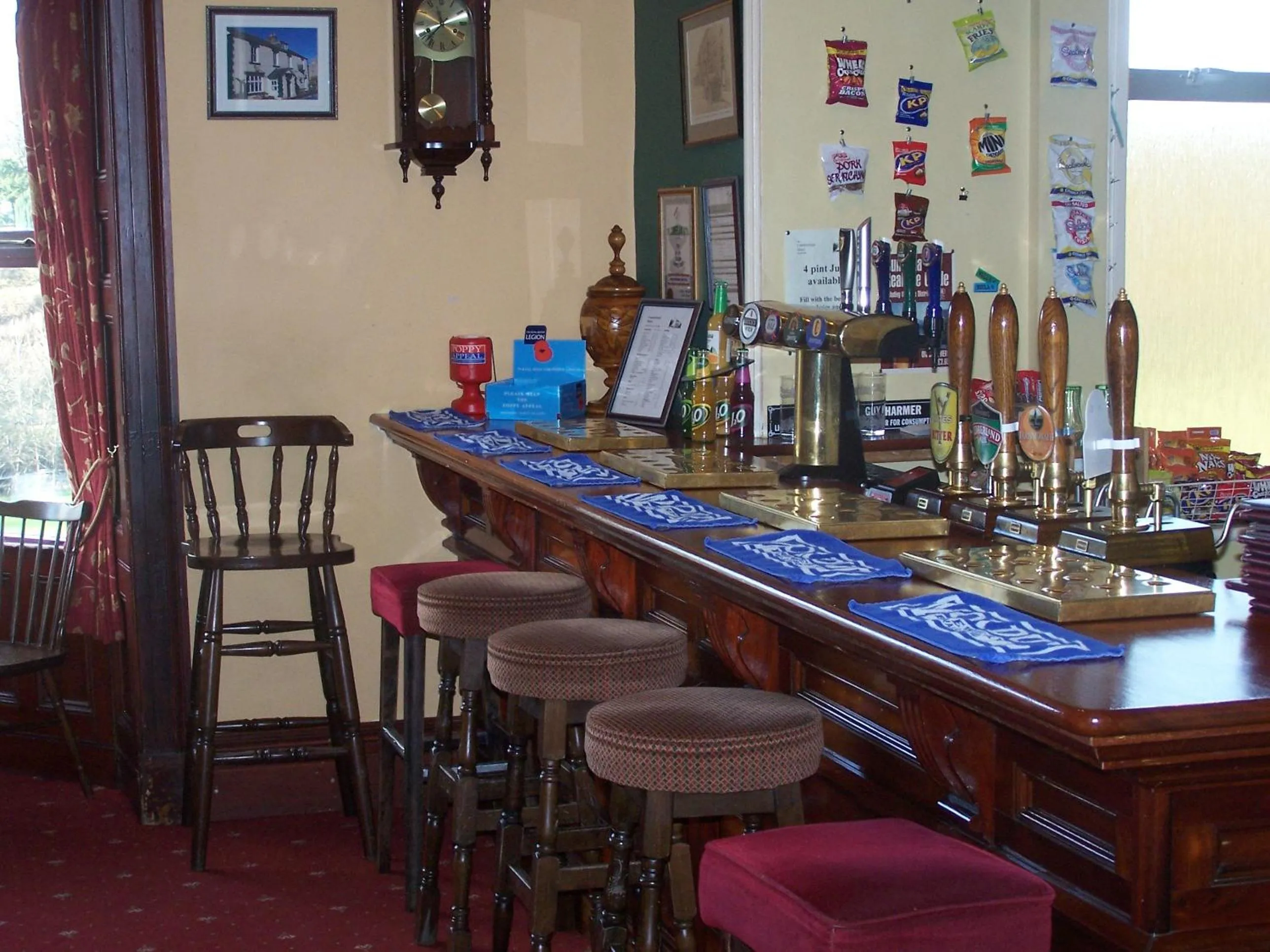 Lounge or bar in Cumberland Inn