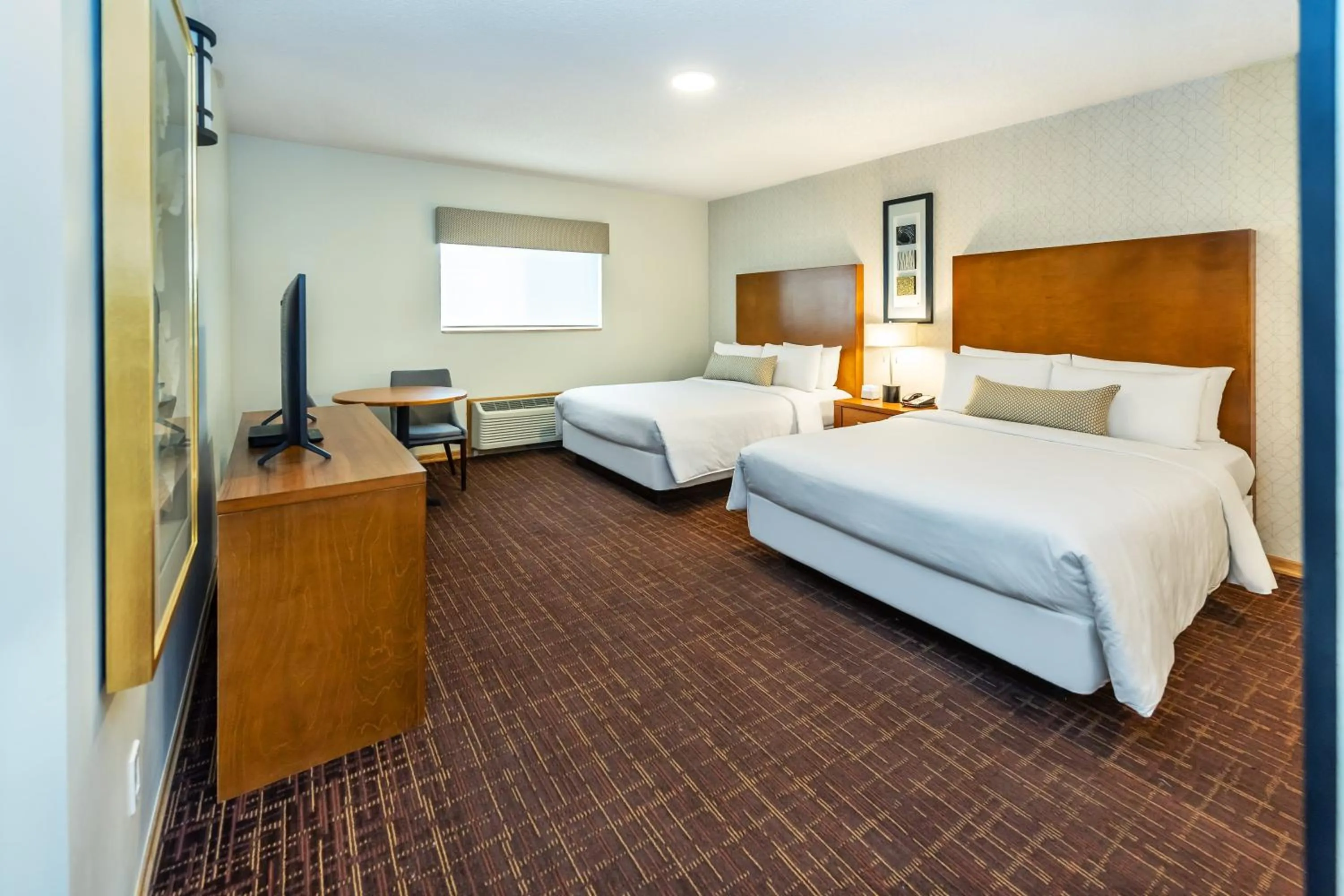 Guests, Bed in Banff Inn