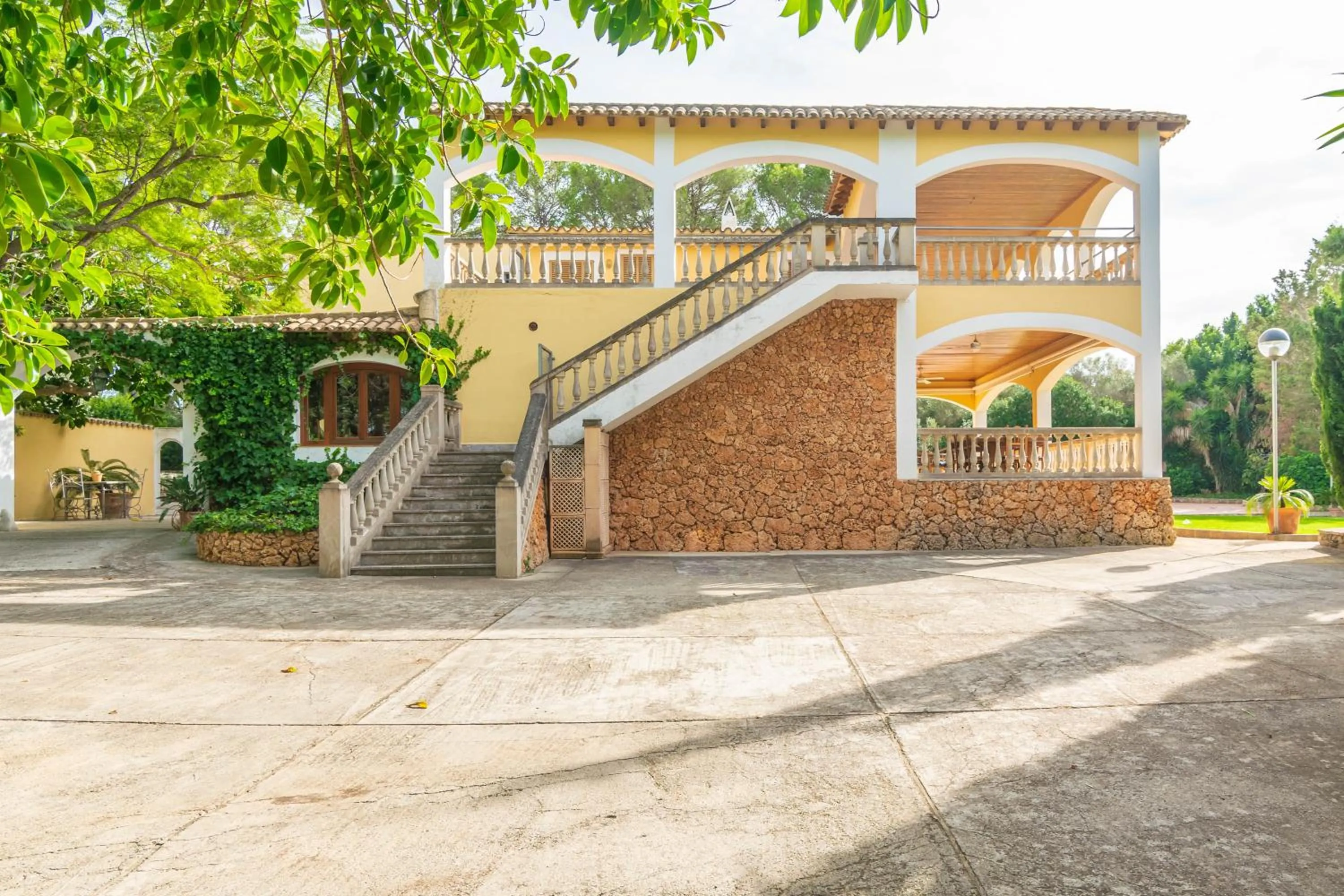 Facade/entrance in Finca Son Pou