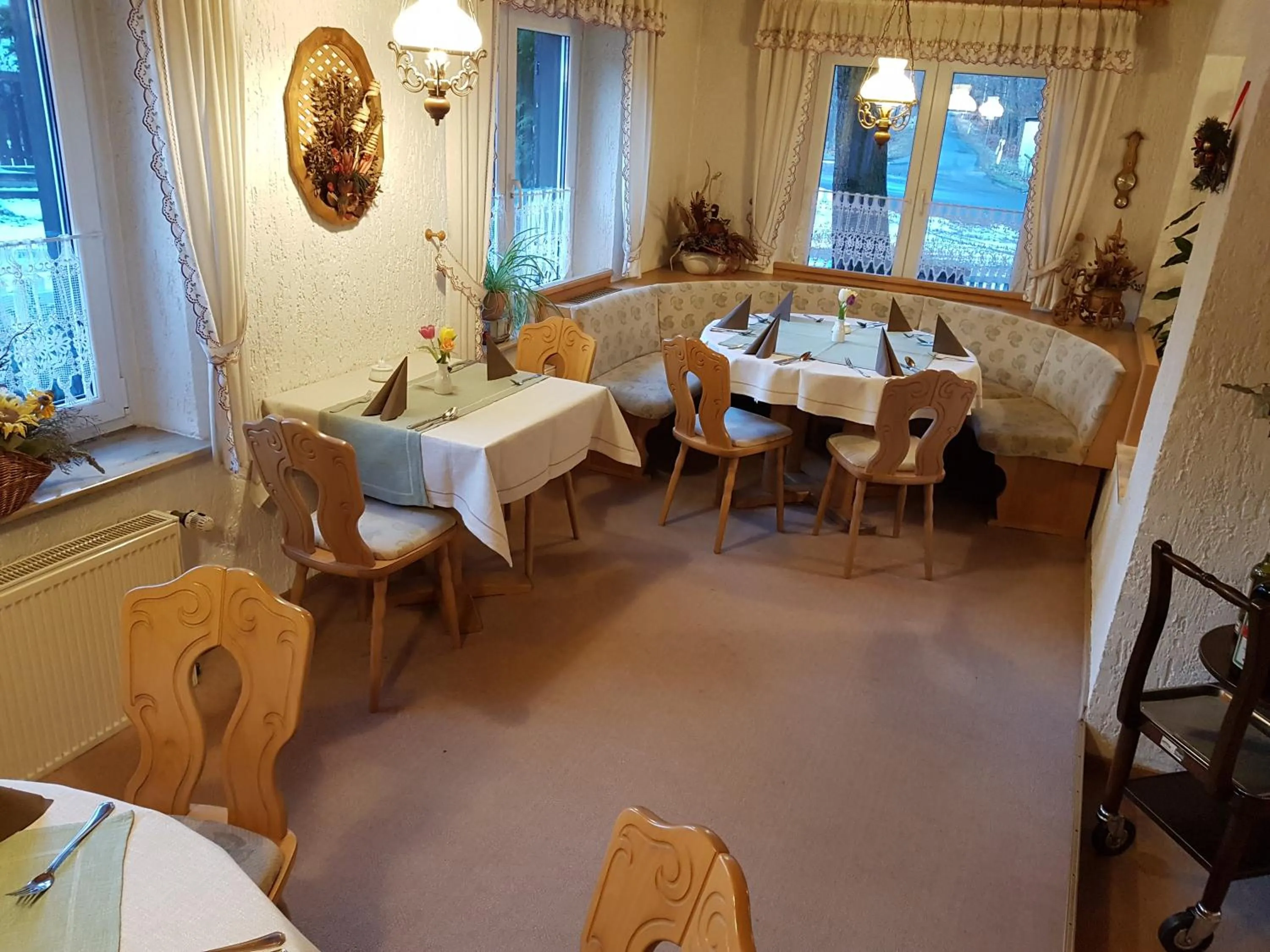 Restaurant/places to eat in Hotel Landgut Ochsenkopf