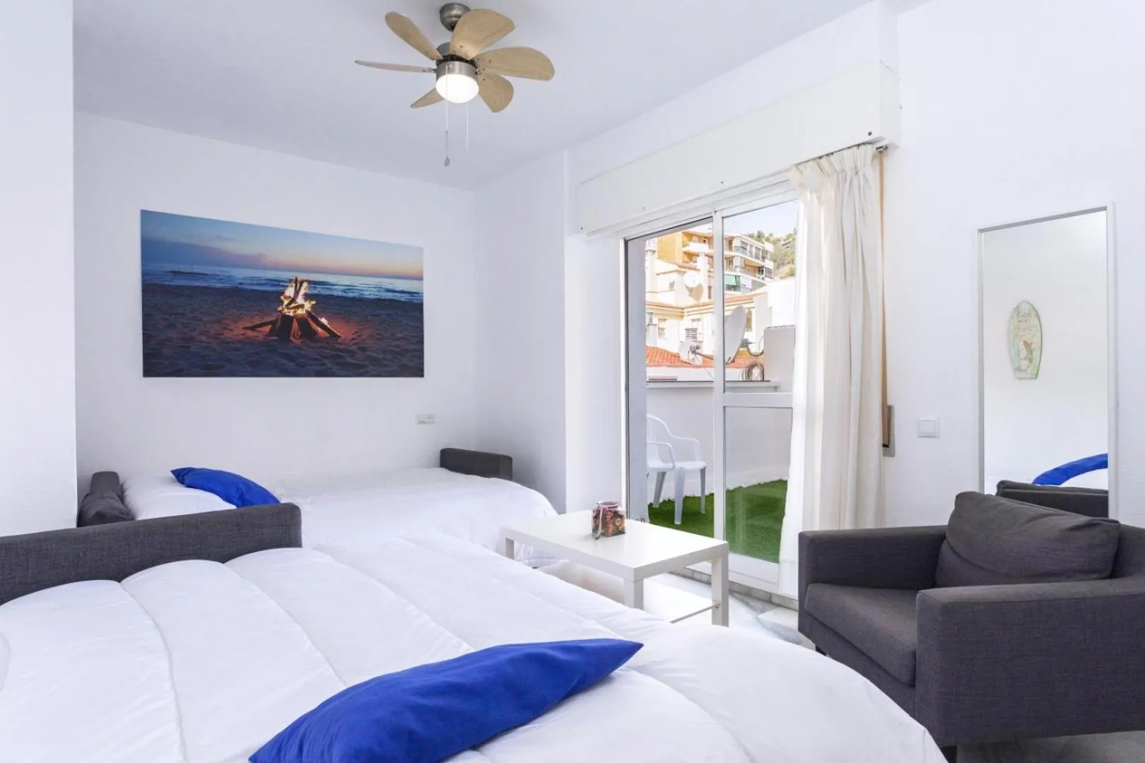 Bed in Rentcostadelsol Malagueta Arenal