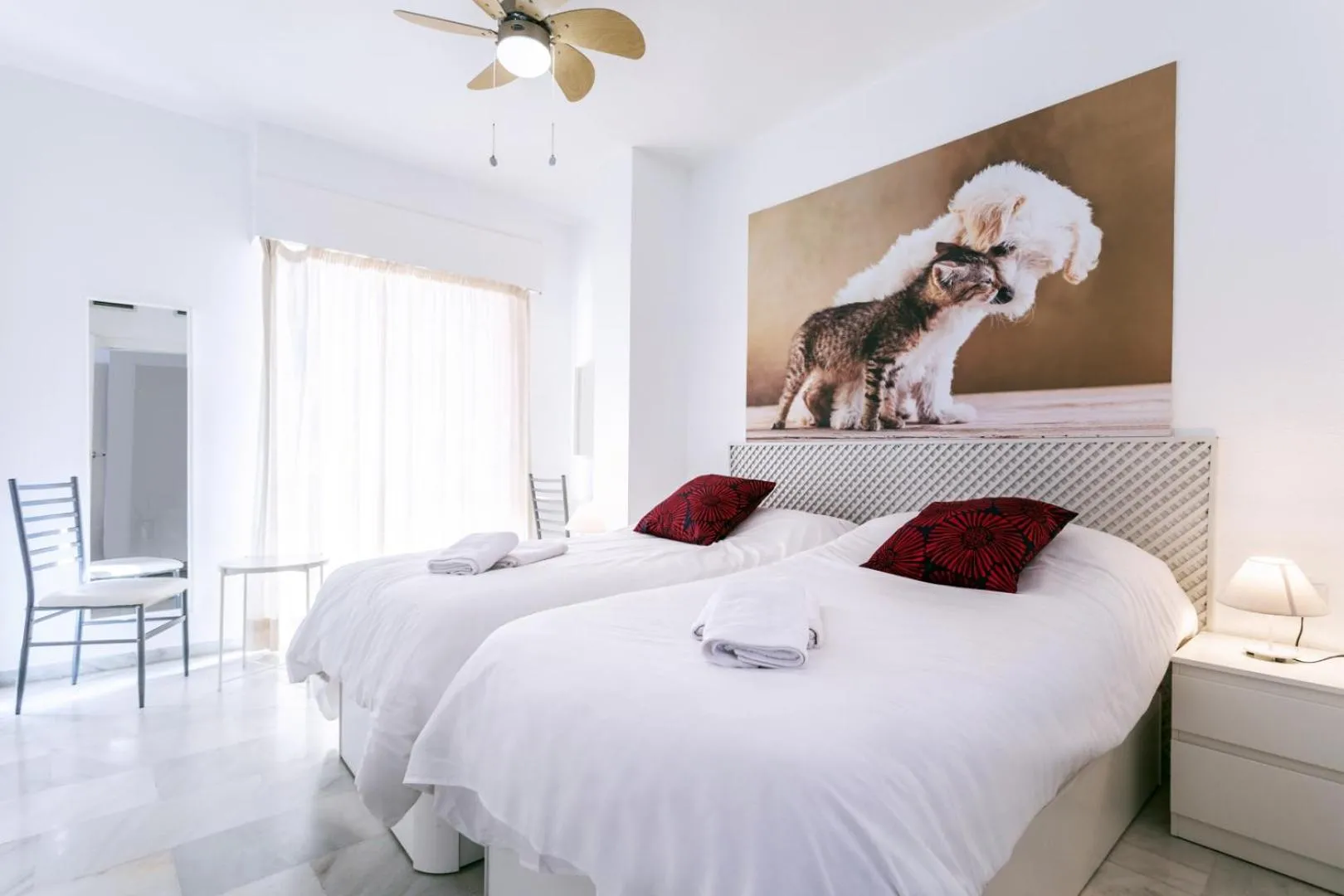 Photo of the whole room, Bed in Rentcostadelsol Malagueta Arenal