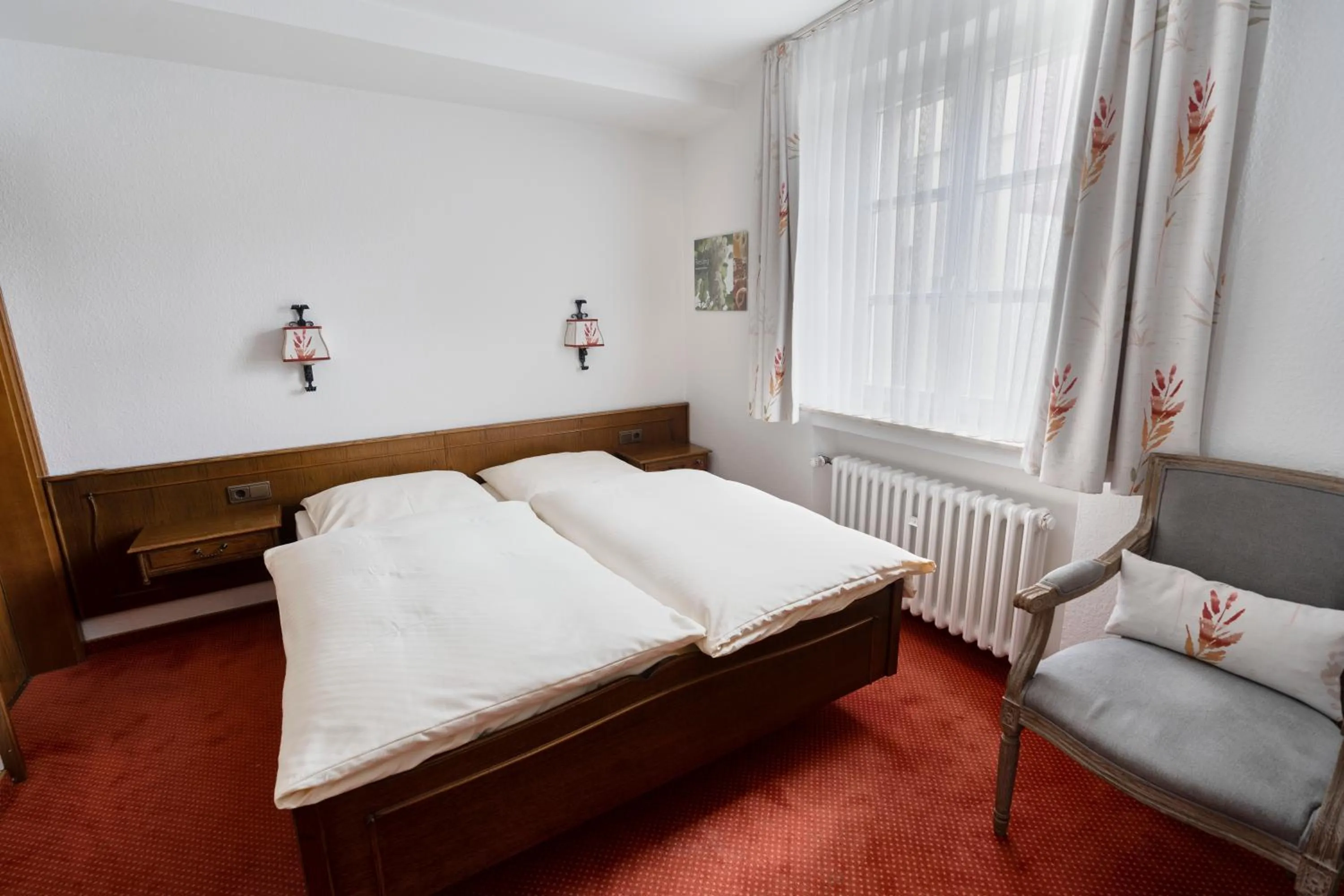 Photo of the whole room, Bed in Gästehaus Korf