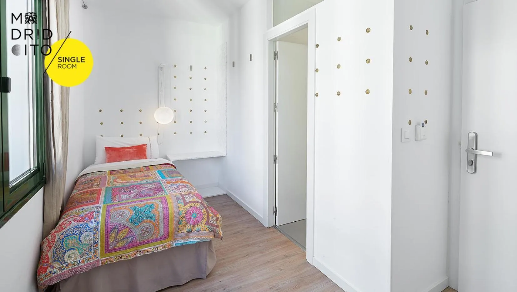 Bedroom, Bed in Madridcito