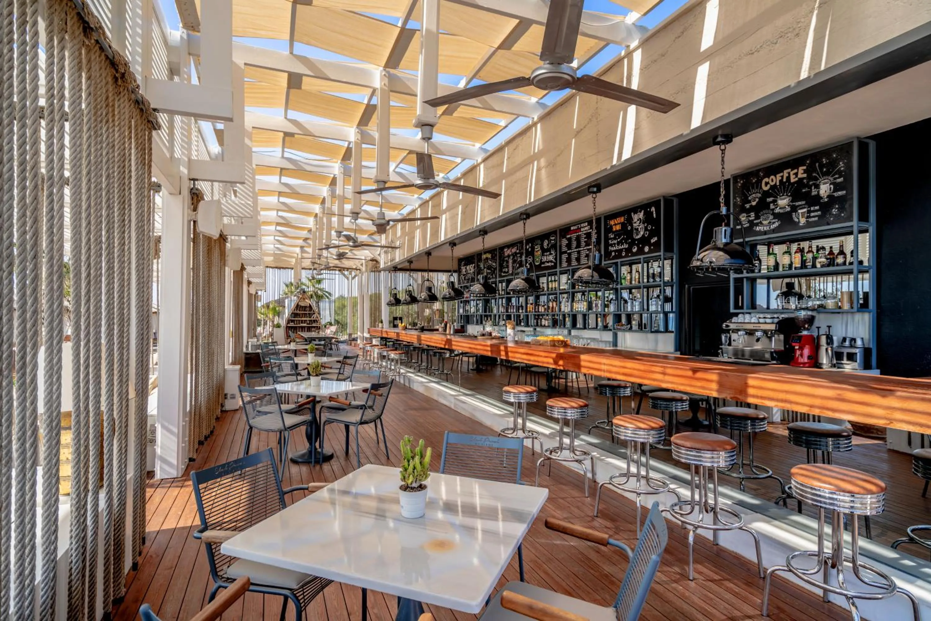 Lounge or bar in Club Prive By Rixos Belek