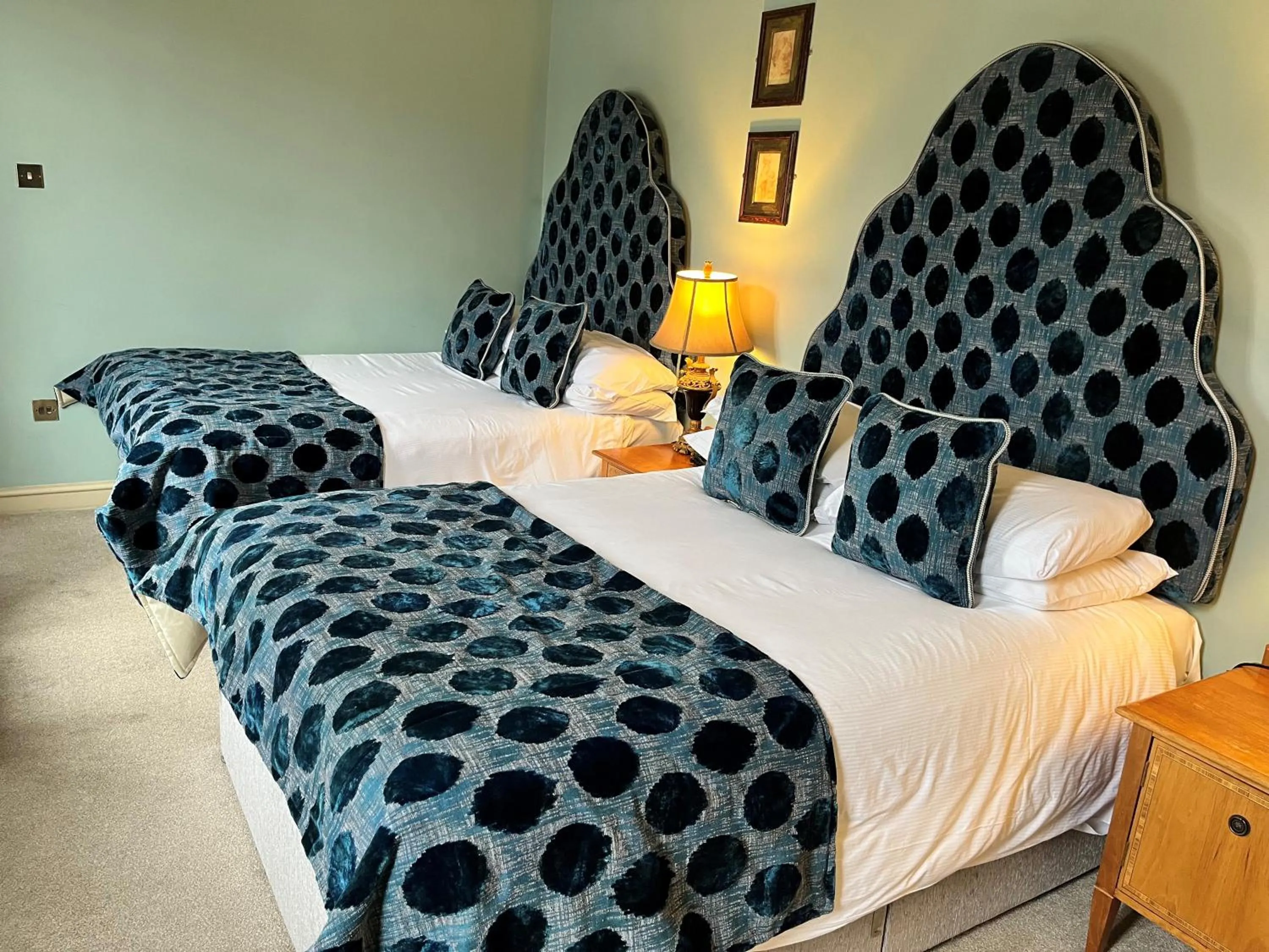 Bed in Ye Olde Bell Hotel & Spa