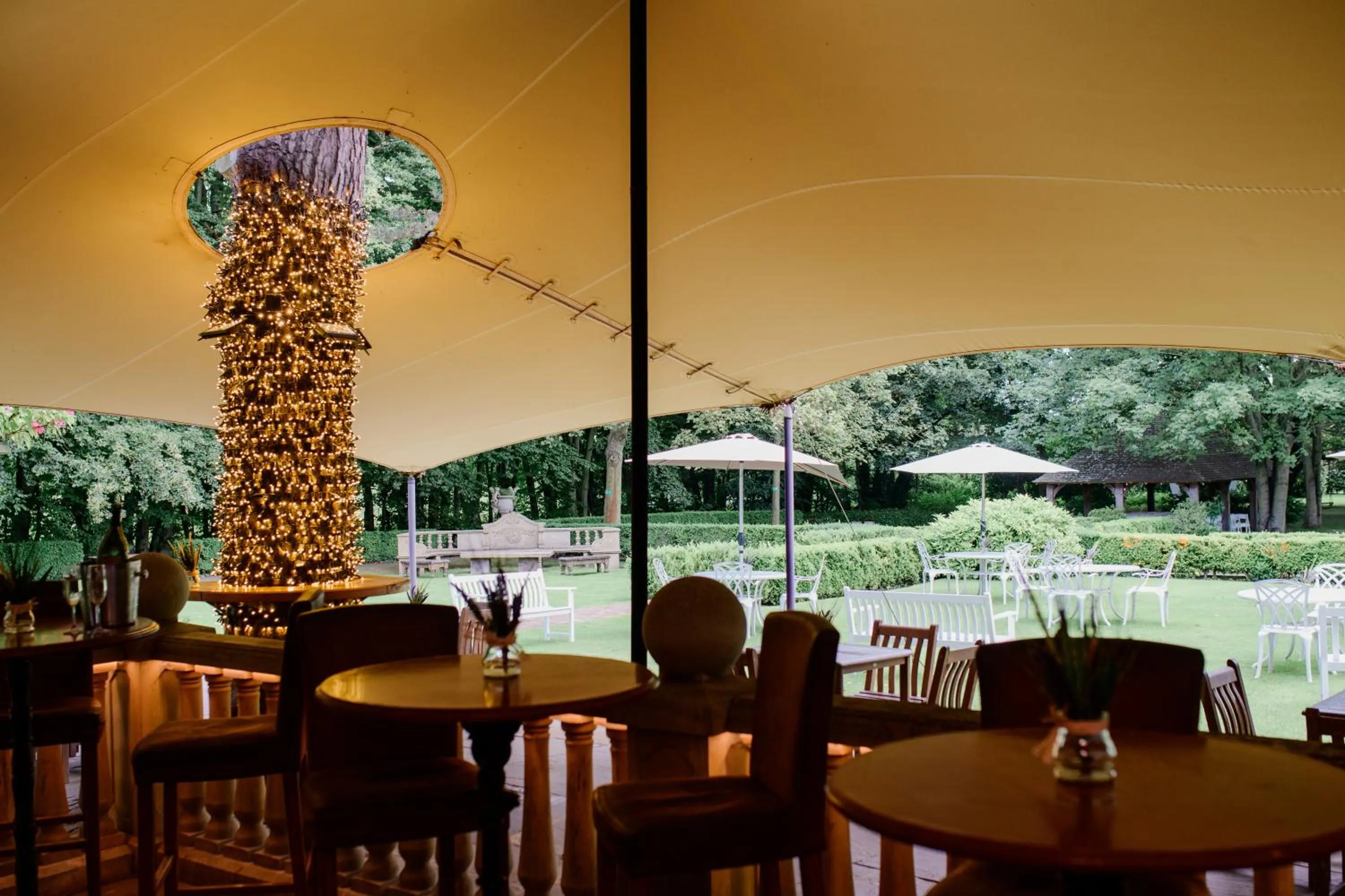 Ye Olde Bell Hotel & Spa