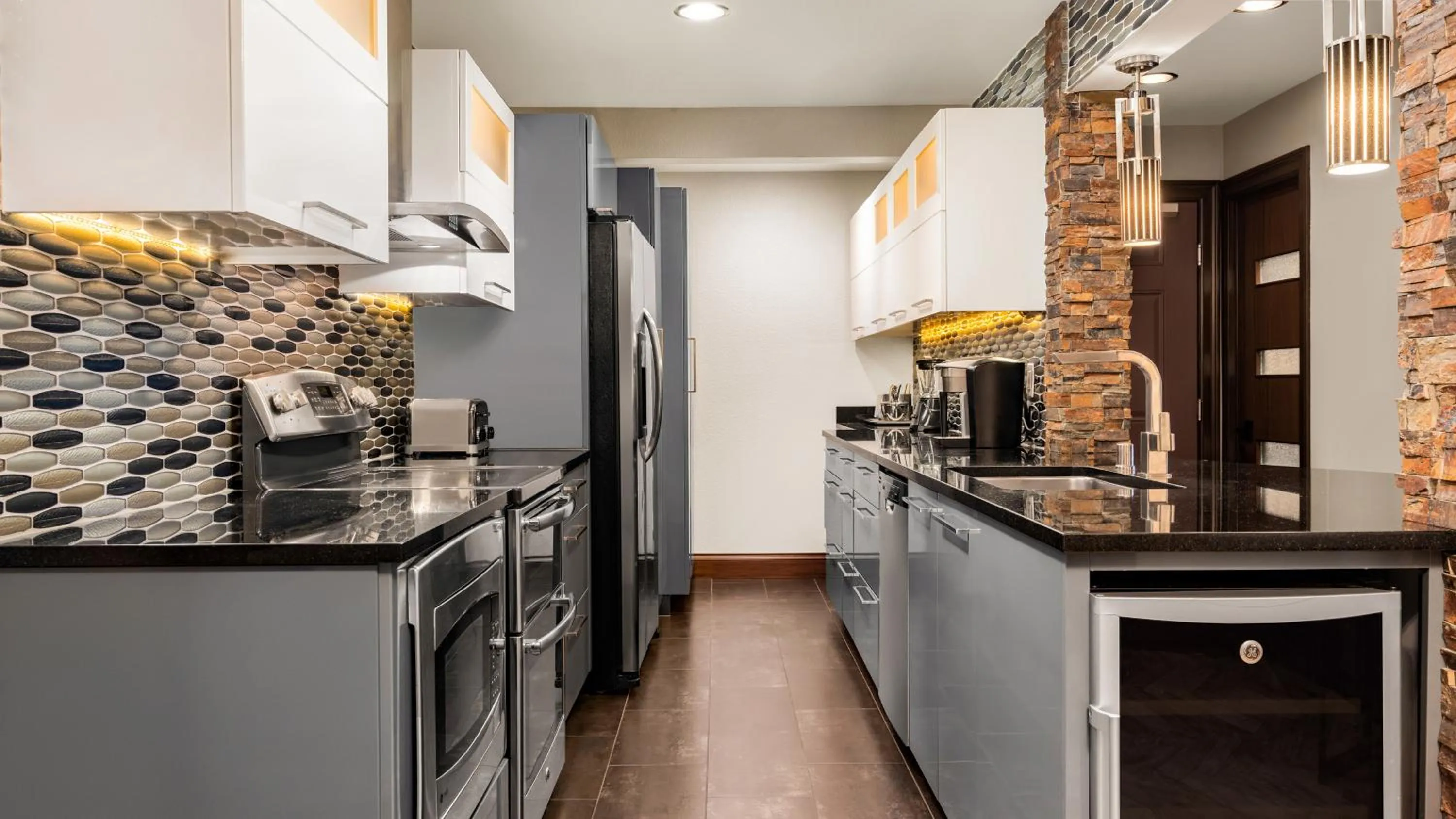 Kitchen or kitchenette in Holiday Inn Club Vacations at Desert Club Resort