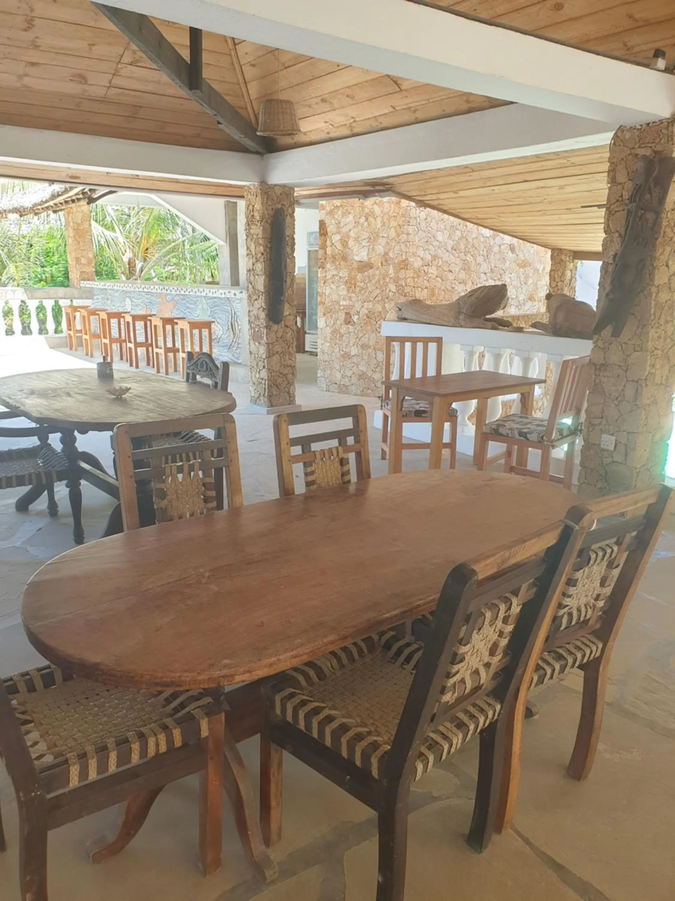 Restaurant/places to eat in Marijani Holiday Resort