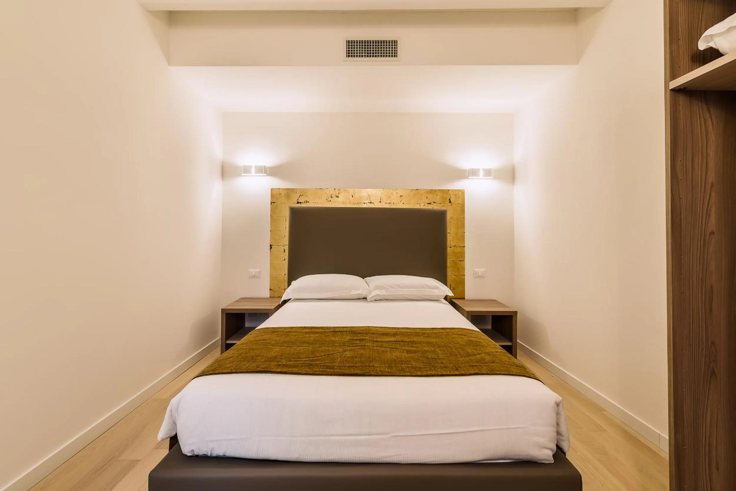 Bedroom, Bed in Charming Palace Corte del Teatro