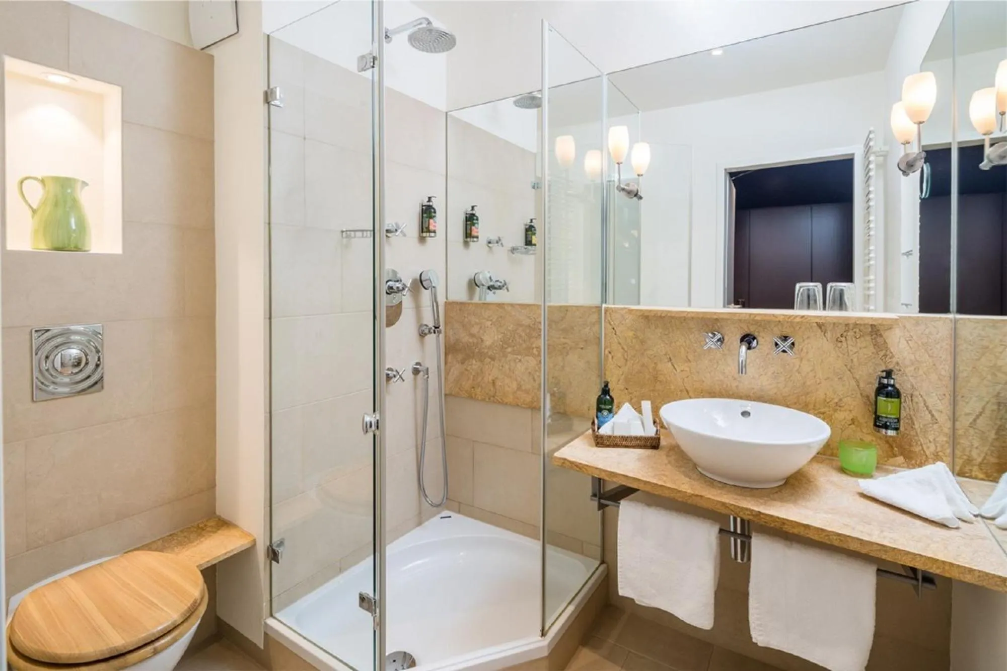 Toilet in Hotel Heiligenstein