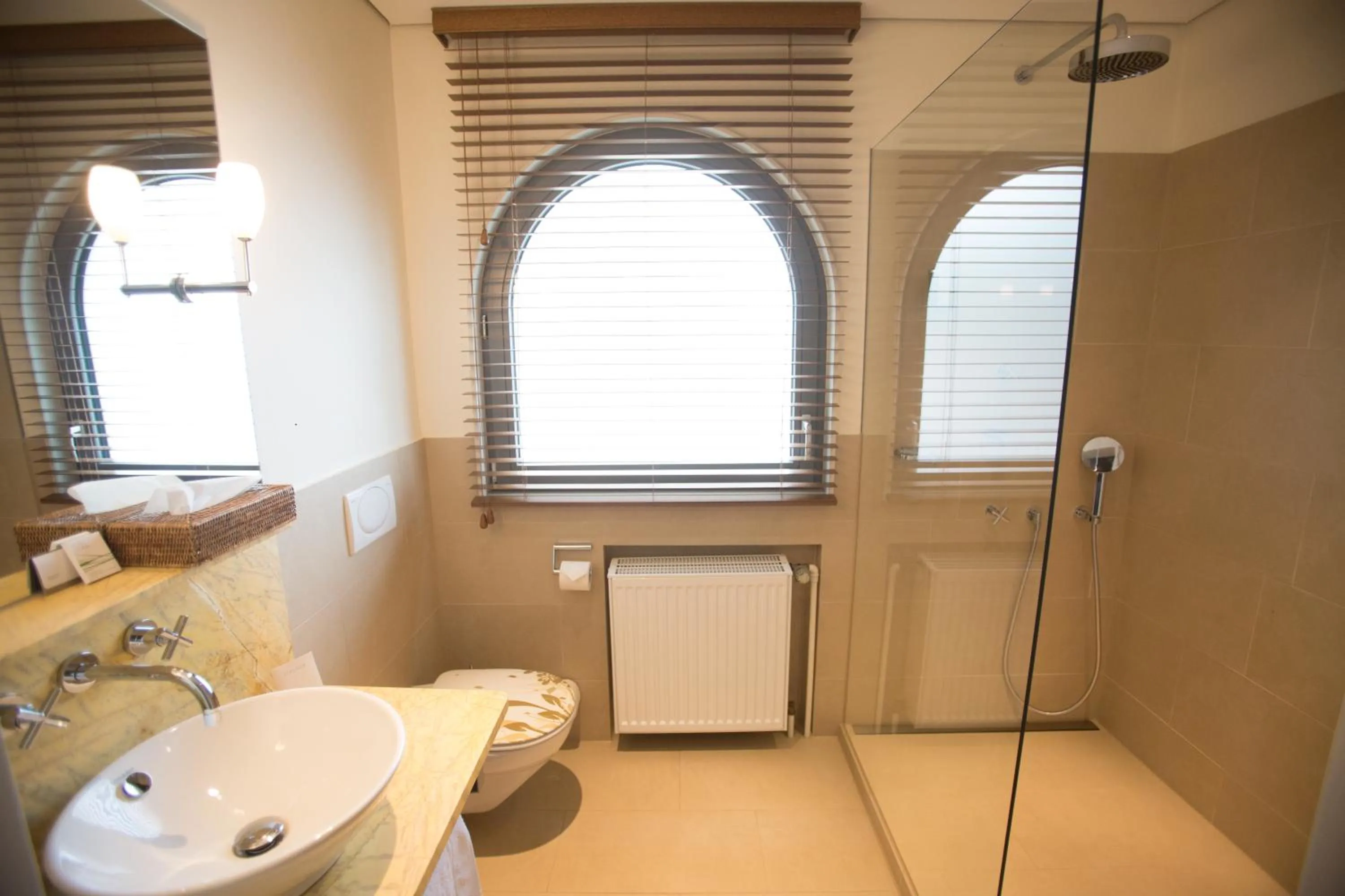 Shower in Hotel Heiligenstein