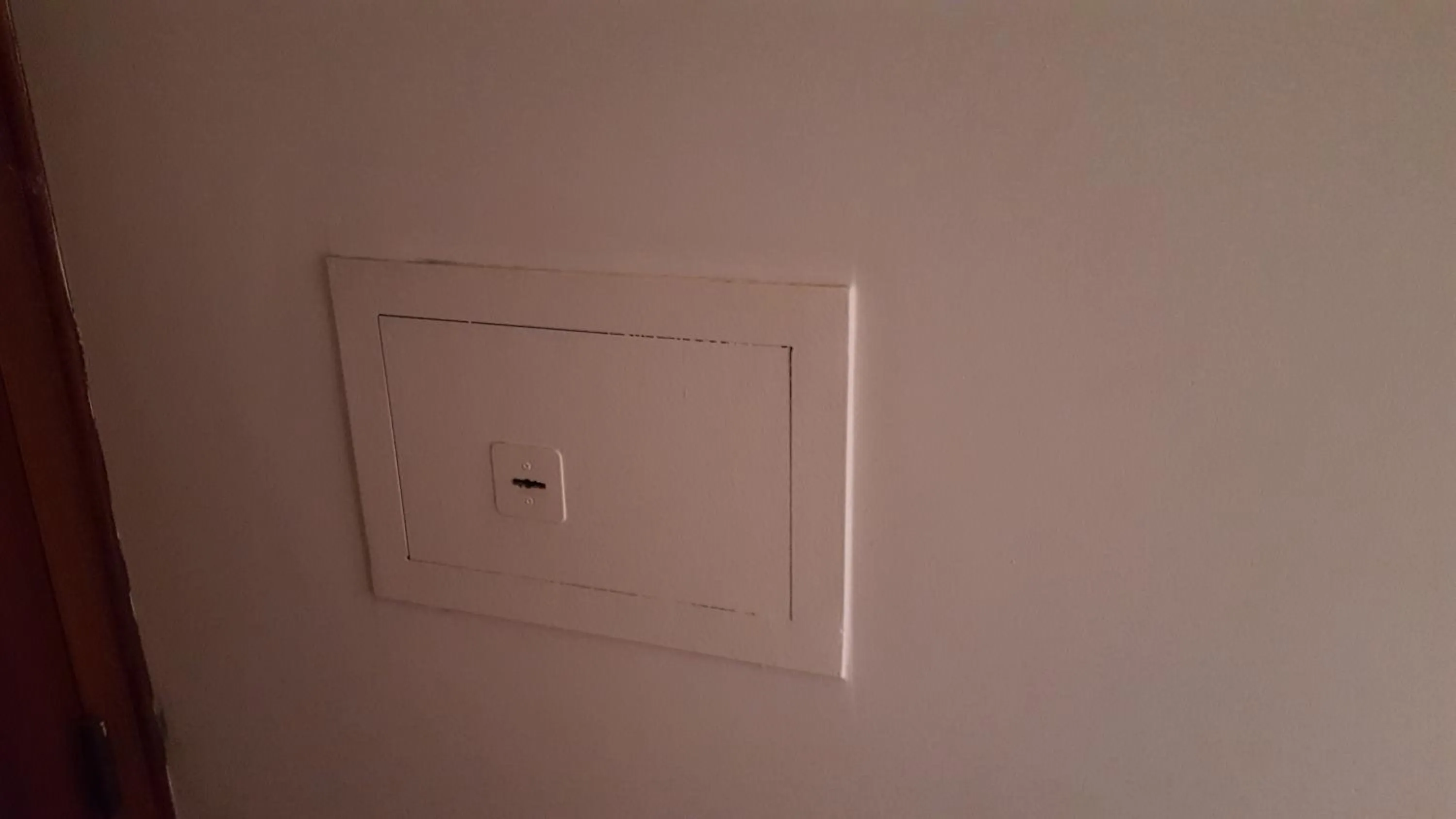 Area and facilities in Hôtel Média