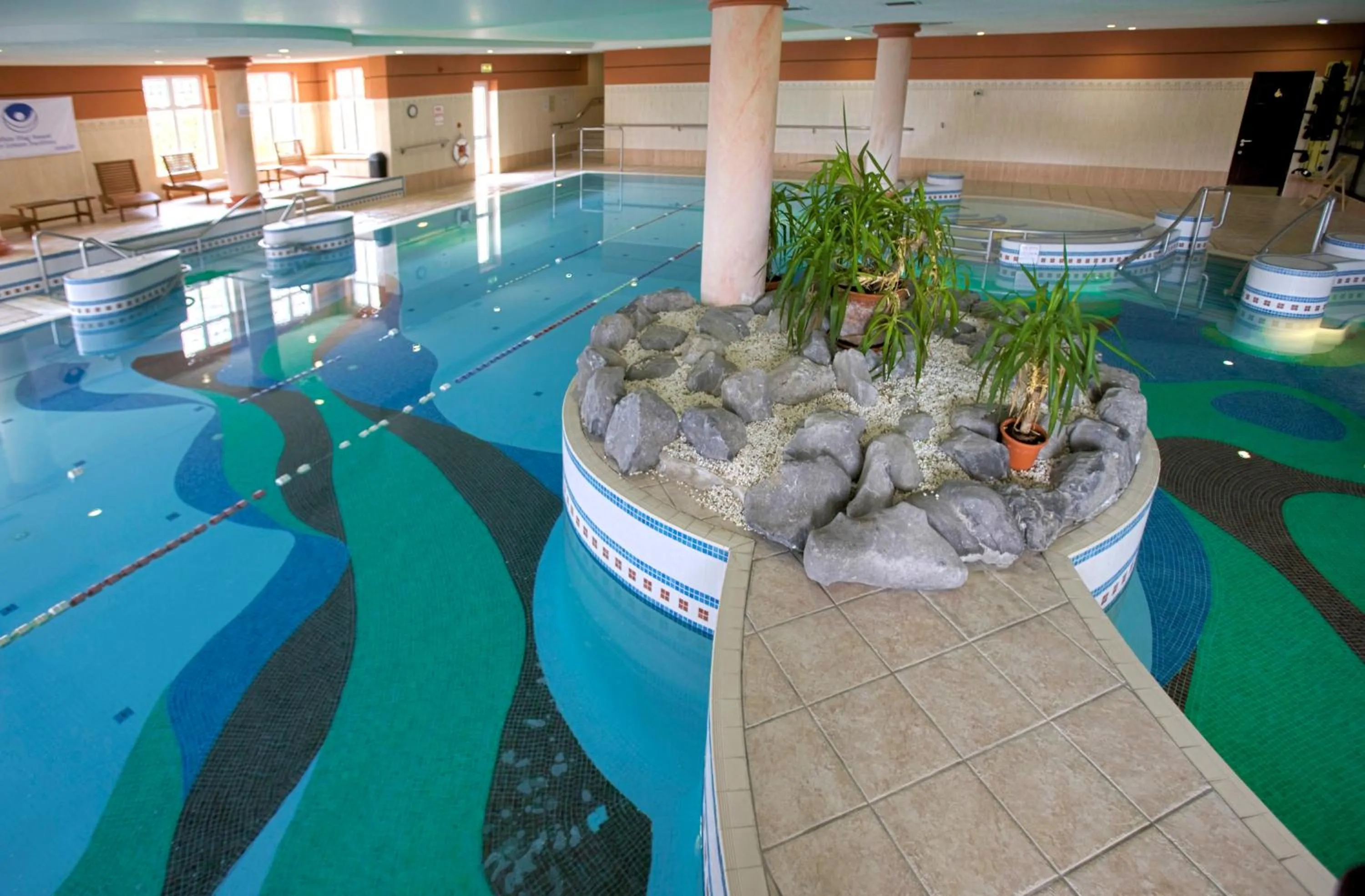 Swimming pool in Fitzgeralds Woodlands House Hotel