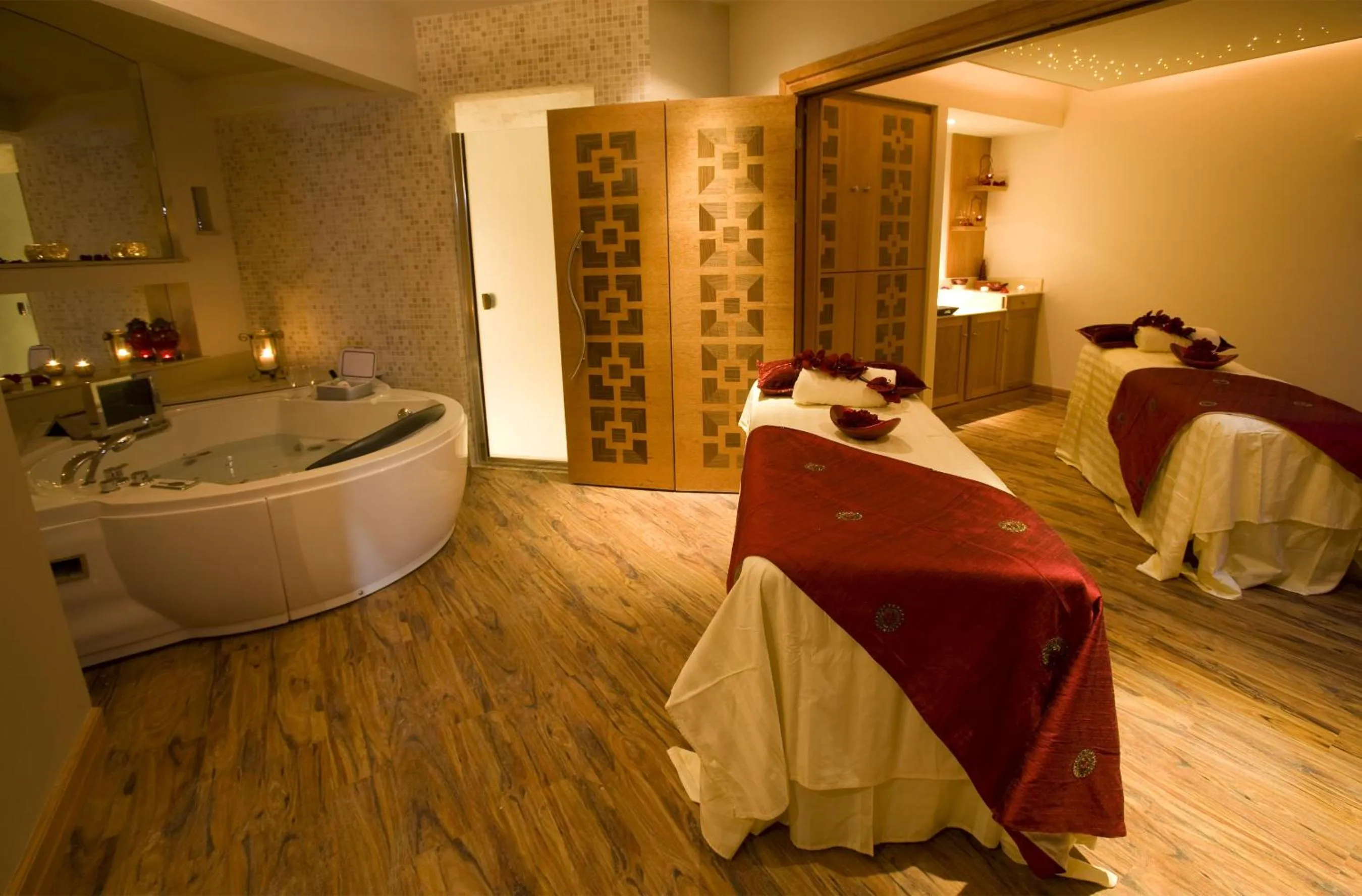 Spa and wellness centre/facilities, Bed in Fitzgeralds Woodlands House Hotel