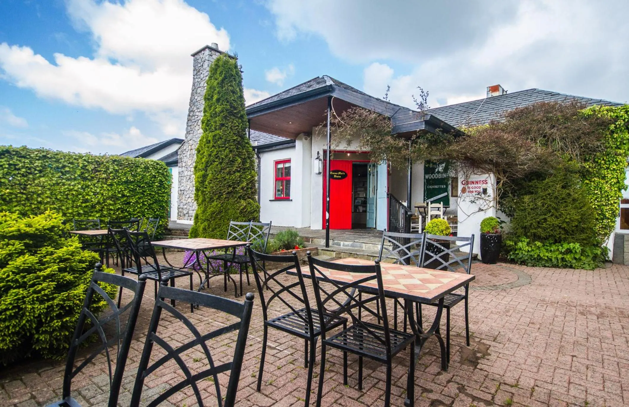 Restaurant/places to eat in Fitzgeralds Woodlands House Hotel