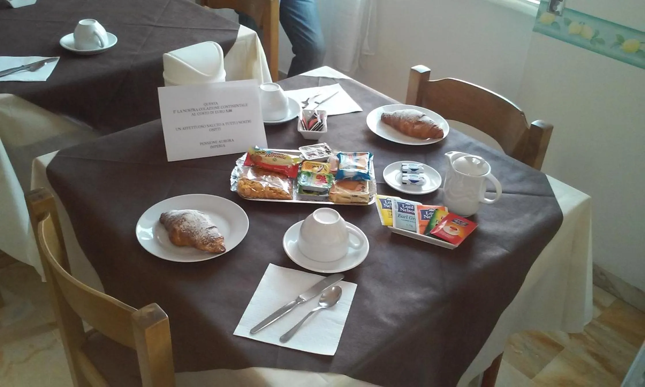 Continental breakfast in Pensione Aurora